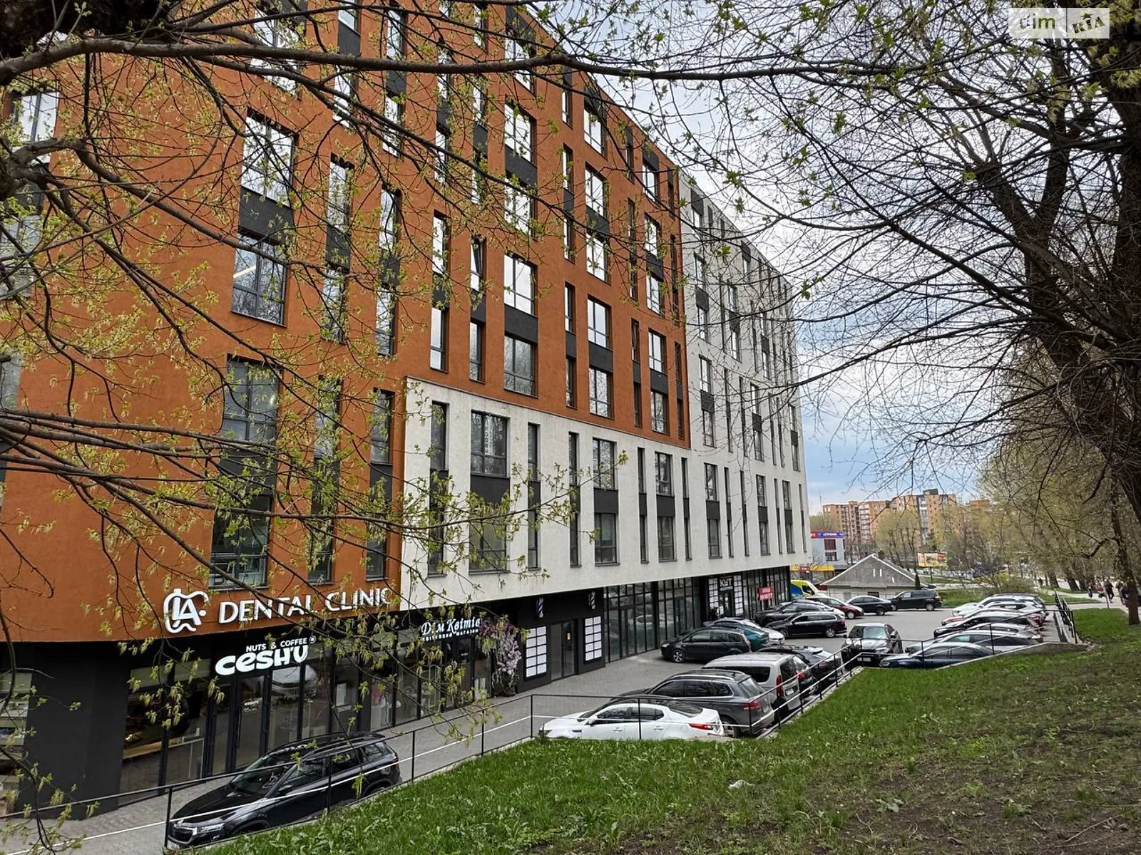 Сдается в аренду офис 272 кв. м в бизнес-центре, цена: 54400 грн - фото 1