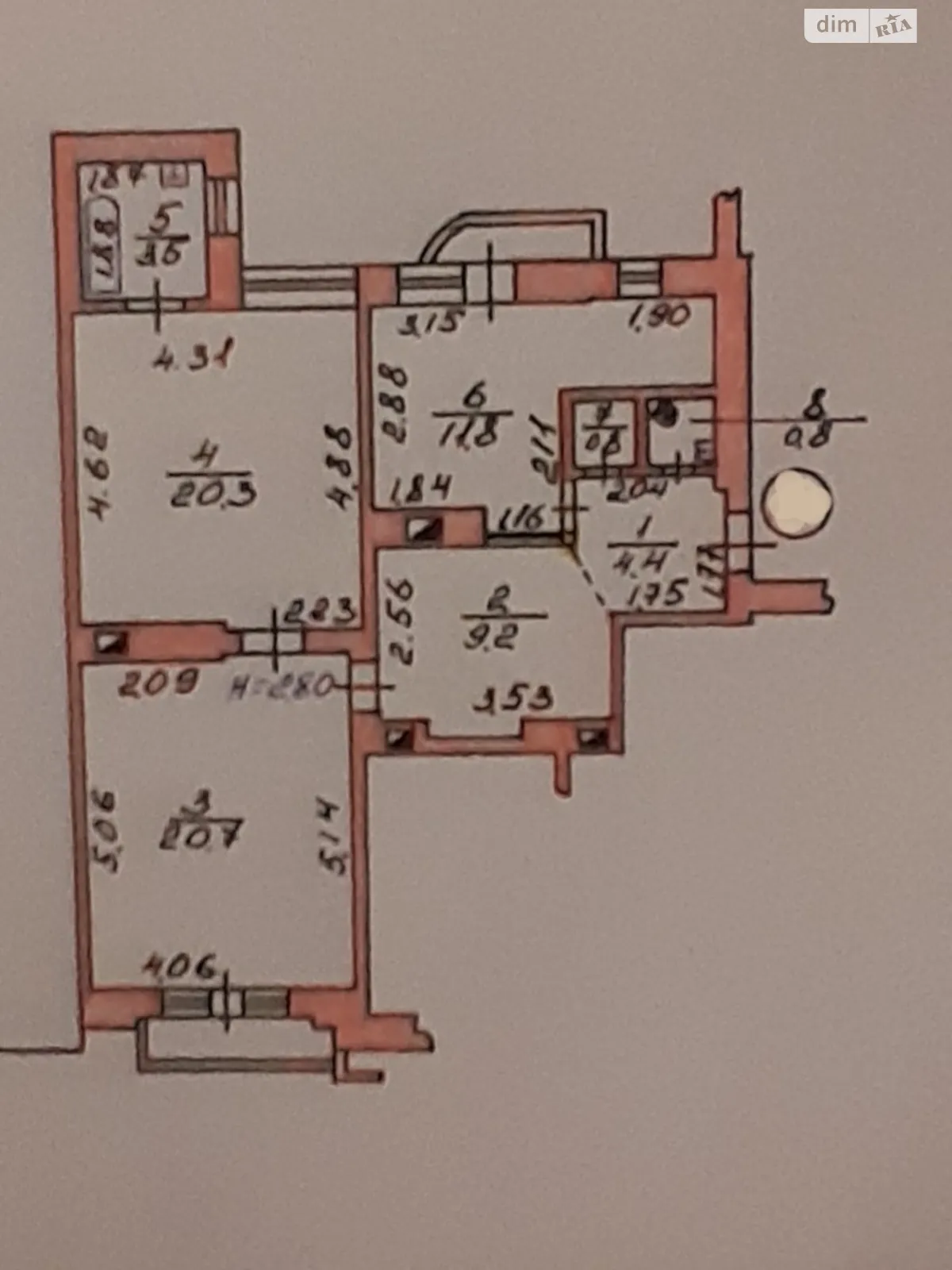 Продается 3-комнатная квартира 75 кв. м в Черновцах, цена: 98000 $ - фото 1