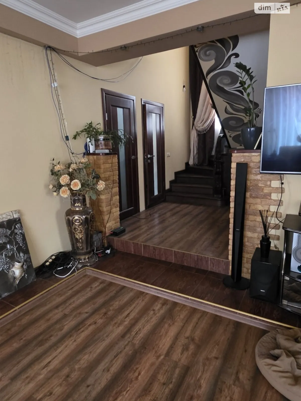 Продається будинок 2 поверховий 258 кв. м с басейном, цена: 260000 $ - фото 1