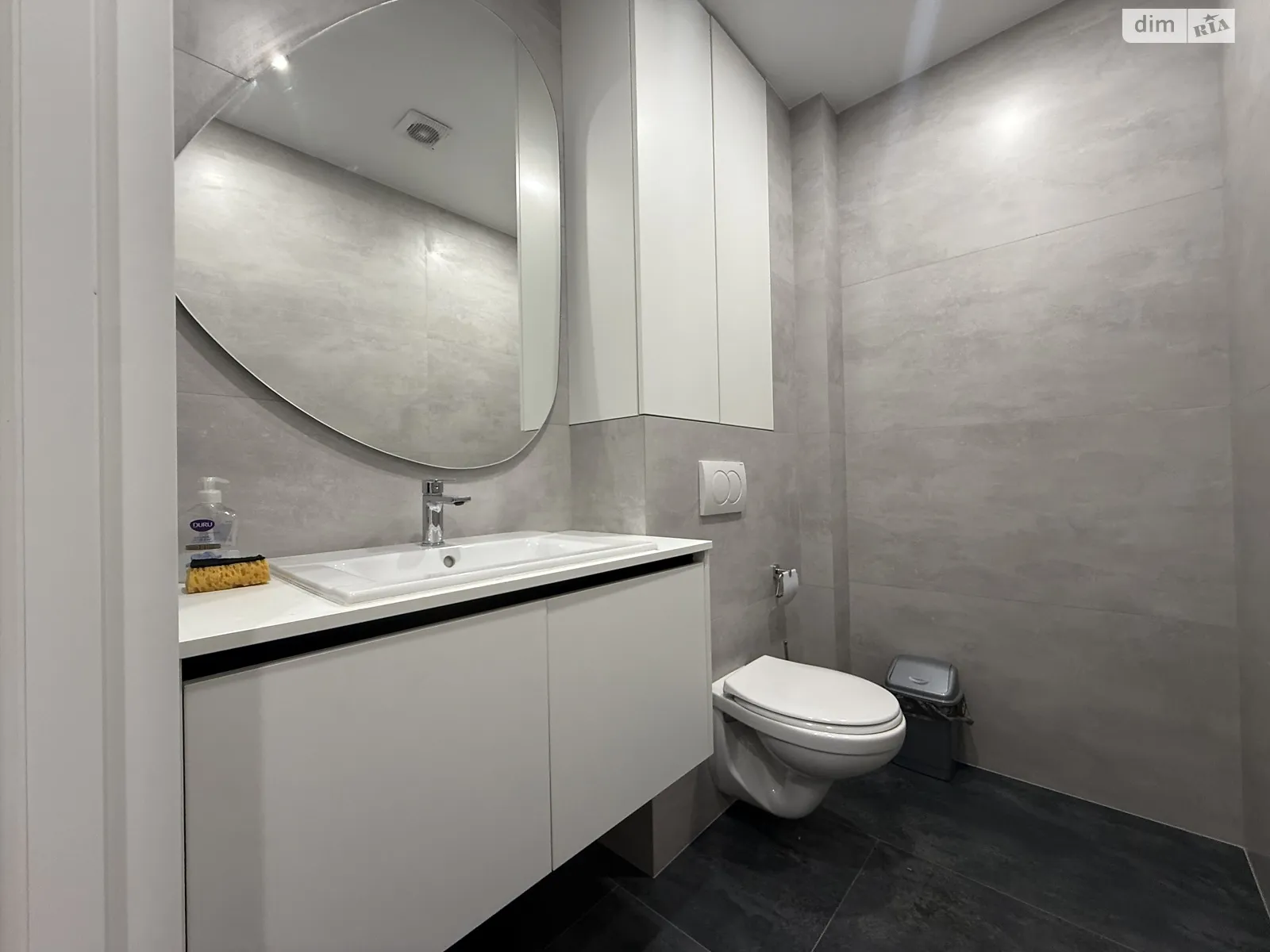 Продается офис 28.7 кв. м в бизнес-центре, цена: 50000 $ - фото 1