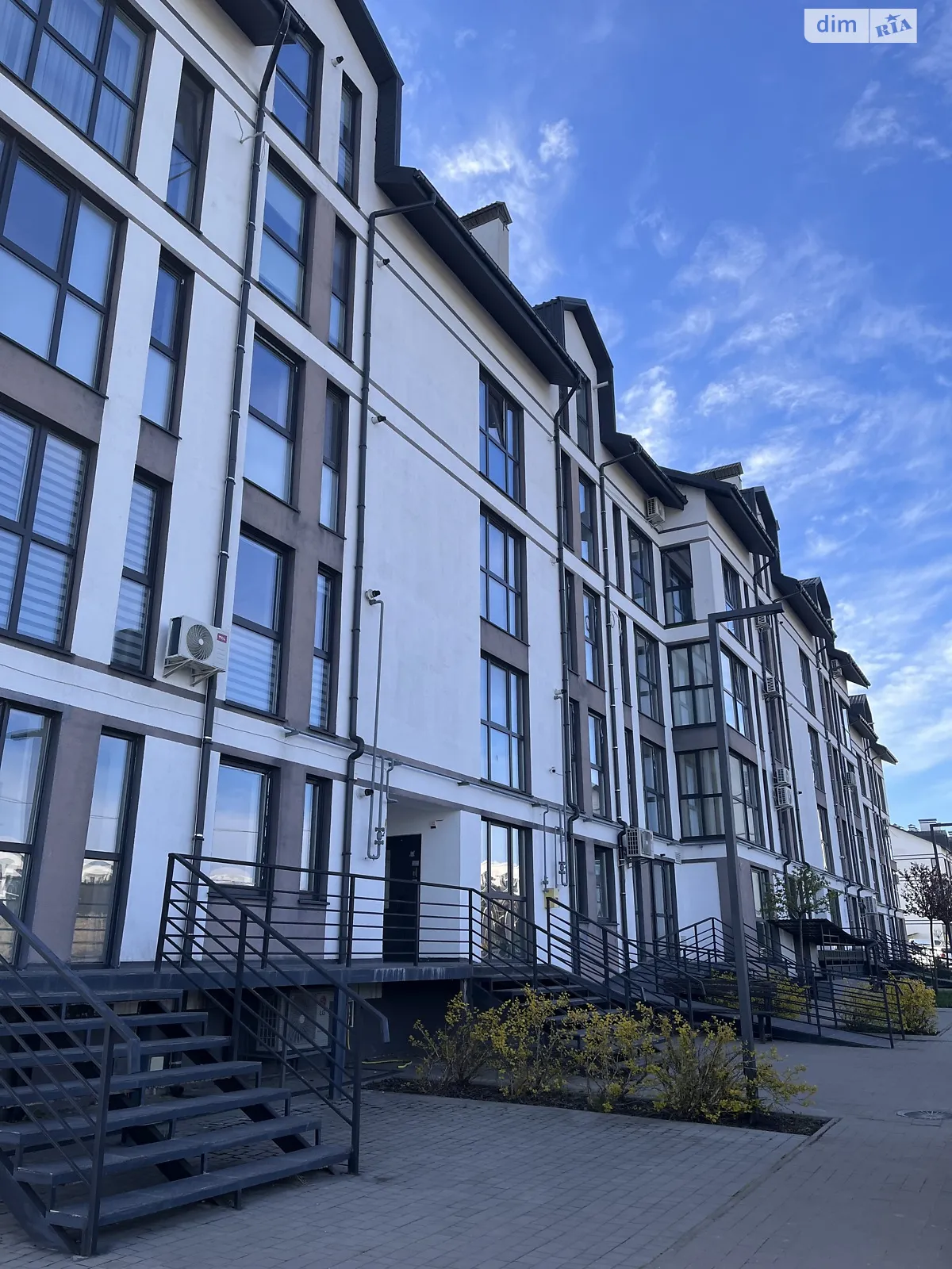 Продается 1-комнатная квартира 60.4 кв. м в Липинах, ул. Мира - фото 1