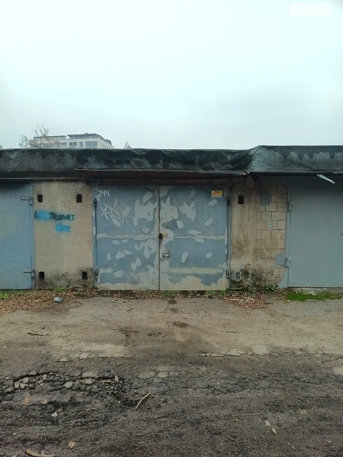 Продается место в гаражном кооперативе универсальный на 40 кв. м, цена: 10500 $ - фото 1