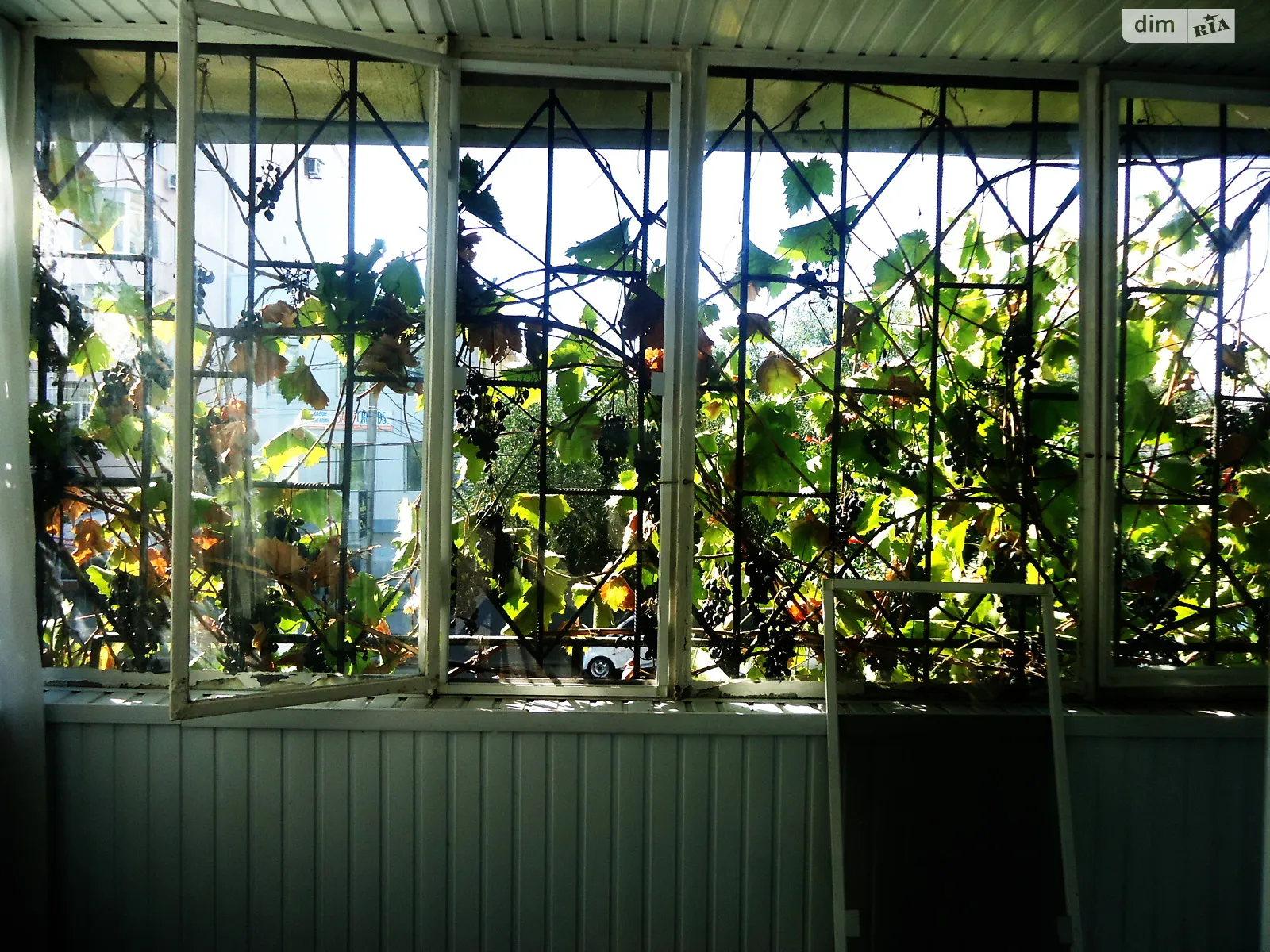 Продается дом на 2 этажа 104 кв. м с верандой, цена: 27500 $ - фото 1