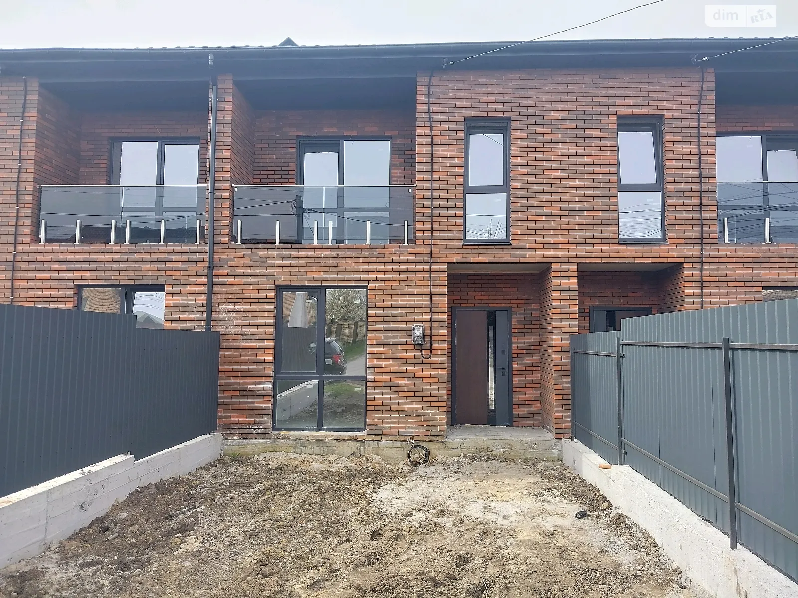 Продается дом на 2 этажа 120 кв. м с мебелью, цена: 100000 $ - фото 1