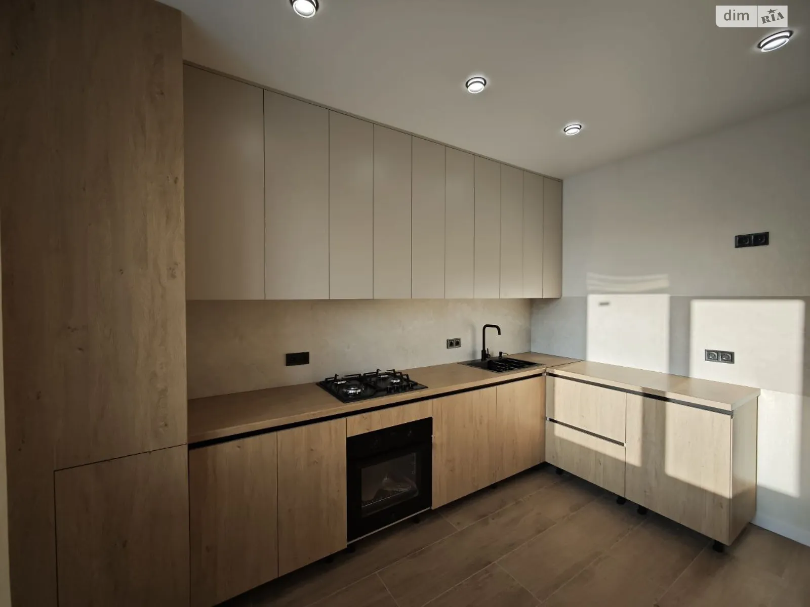 Продается 2-комнатная квартира 63 кв. м в Хмельницком, ул. Панаса Мирного, 14/3 - фото 1