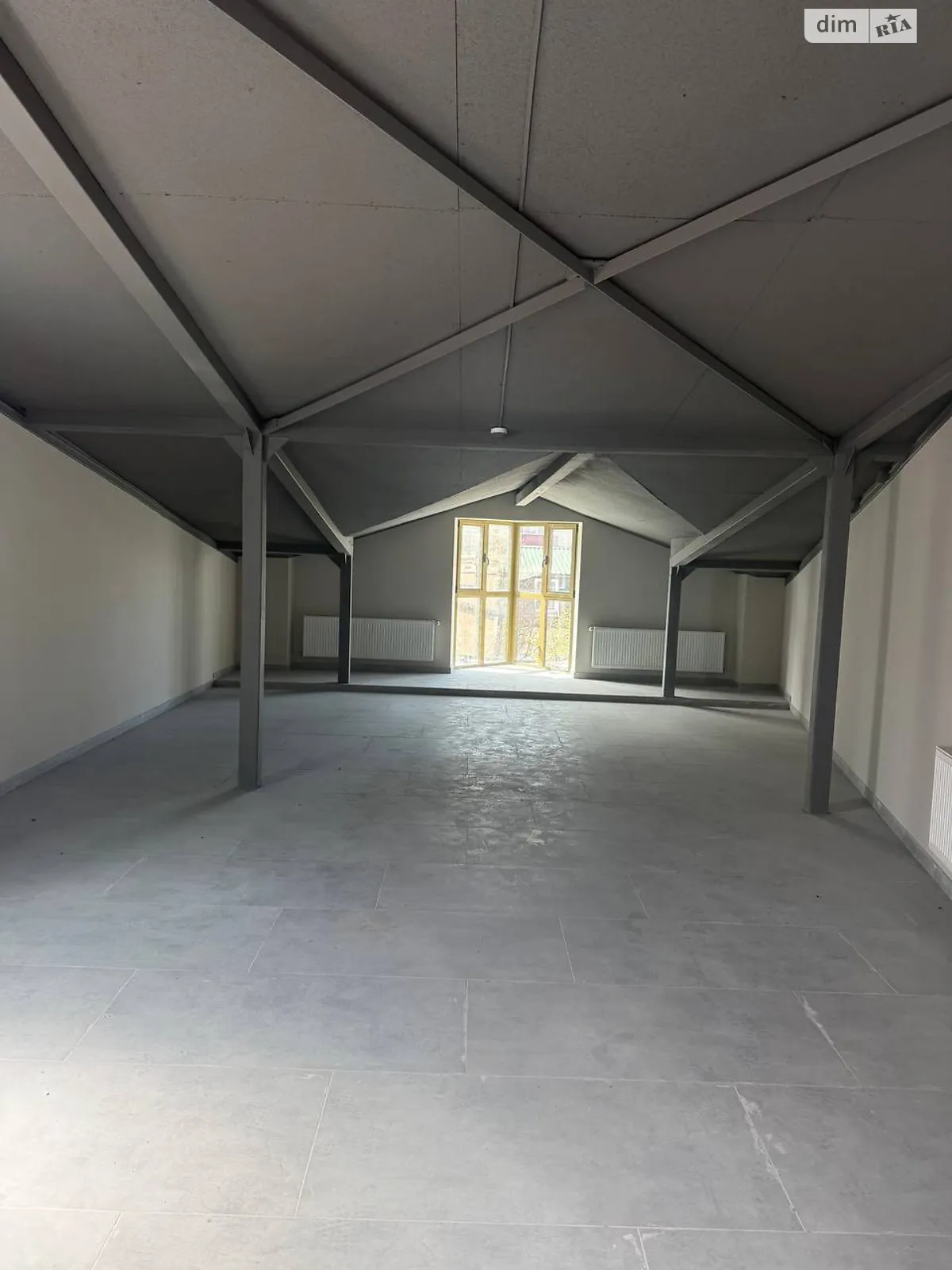 Сдается в аренду офис 88 кв. м в бизнес-центре, цена: 18000 грн - фото 1