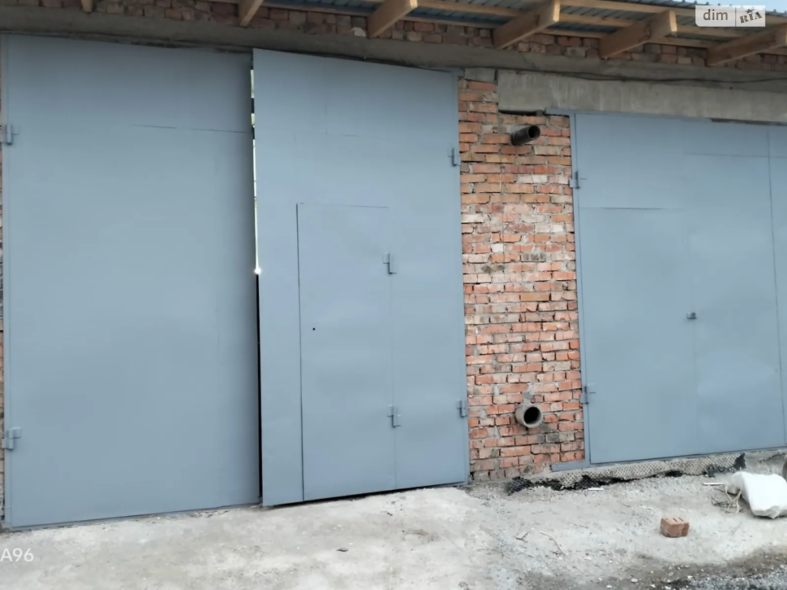 Здається в оренду місце в гаражному кооперативі універсальний на 70 кв. м, цена: 10000 $ - фото 1