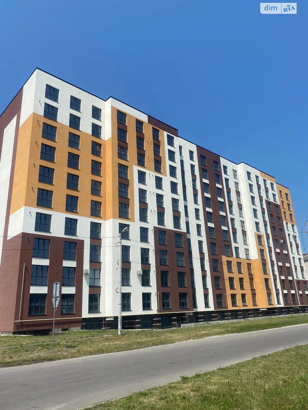 Продается 1-комнатная квартира 48 кв. м в Ковеле, ул. Заводская, 23 - фото 1