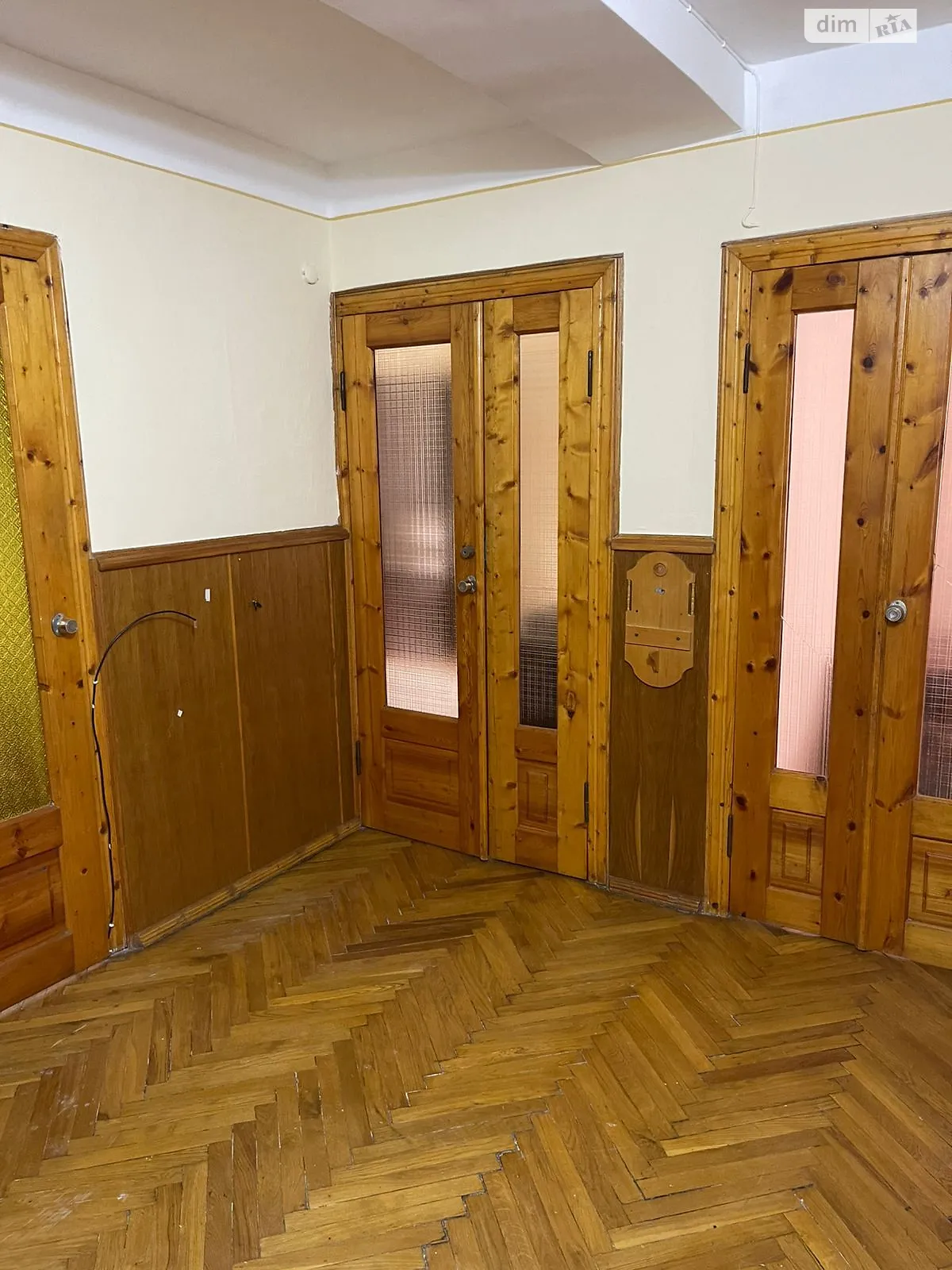 Продается 3-комнатная квартира 86 кв. м в Черновцах, цена: 87000 $ - фото 1
