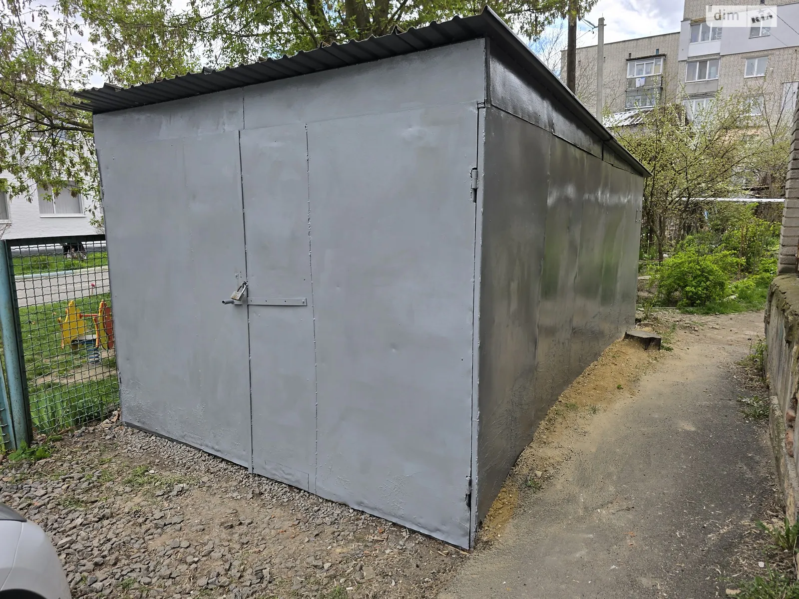 Продается отдельно стоящий гараж под легковое авто на 20 кв. м, цена: 3200 $ - фото 1