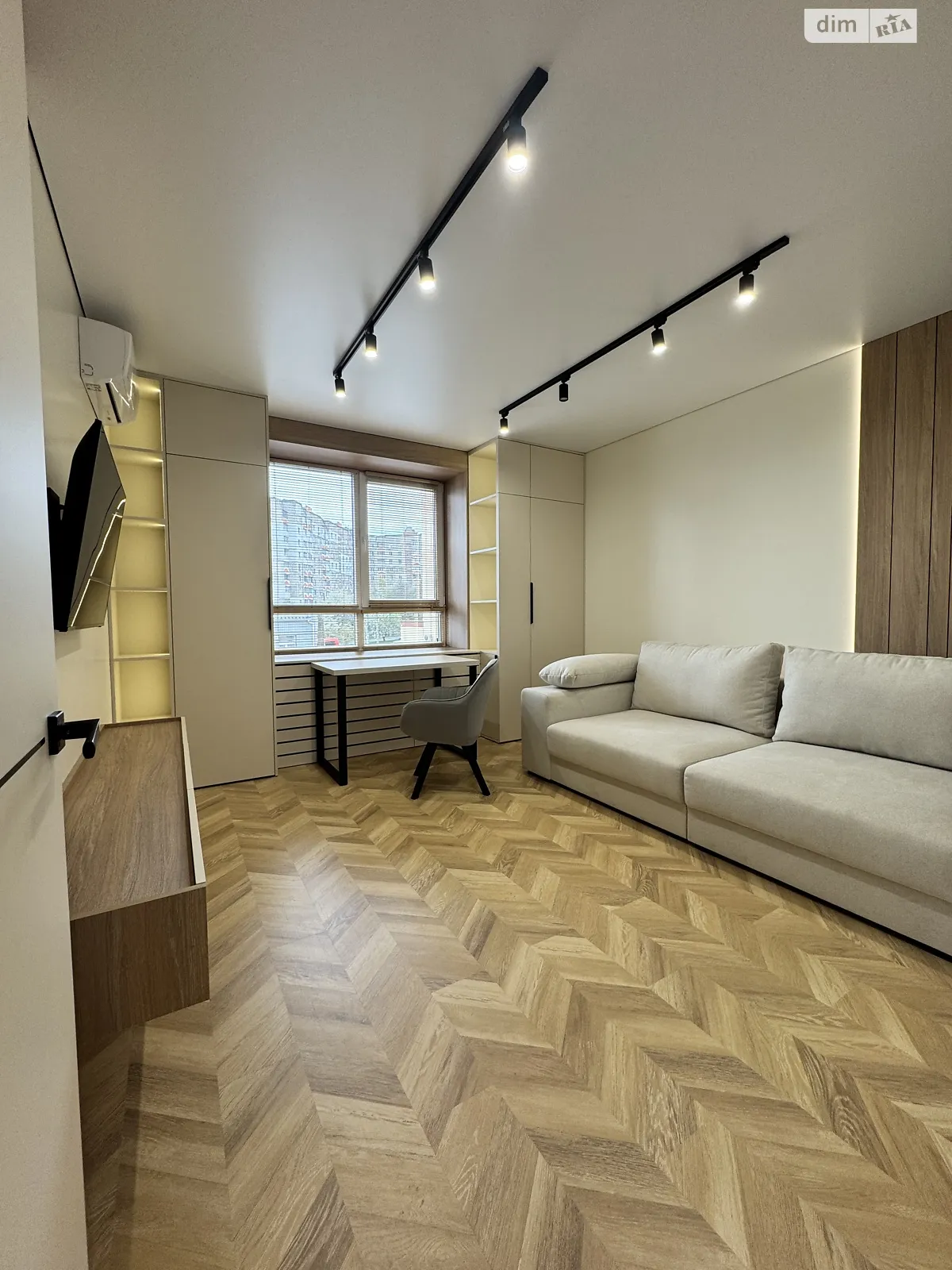 Продается 2-комнатная квартира 65 кв. м в Хмельницком, ул. Панаса Мирного, 20/2 - фото 1