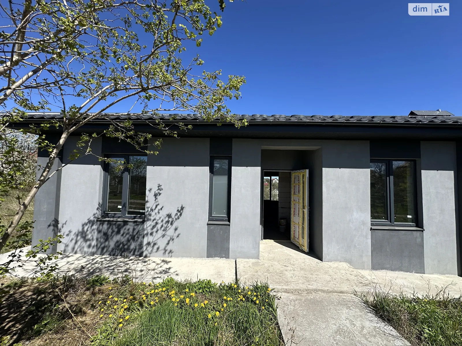 Продається одноповерховий будинок 110 кв. м з садом, цена: 68000 $ - фото 1