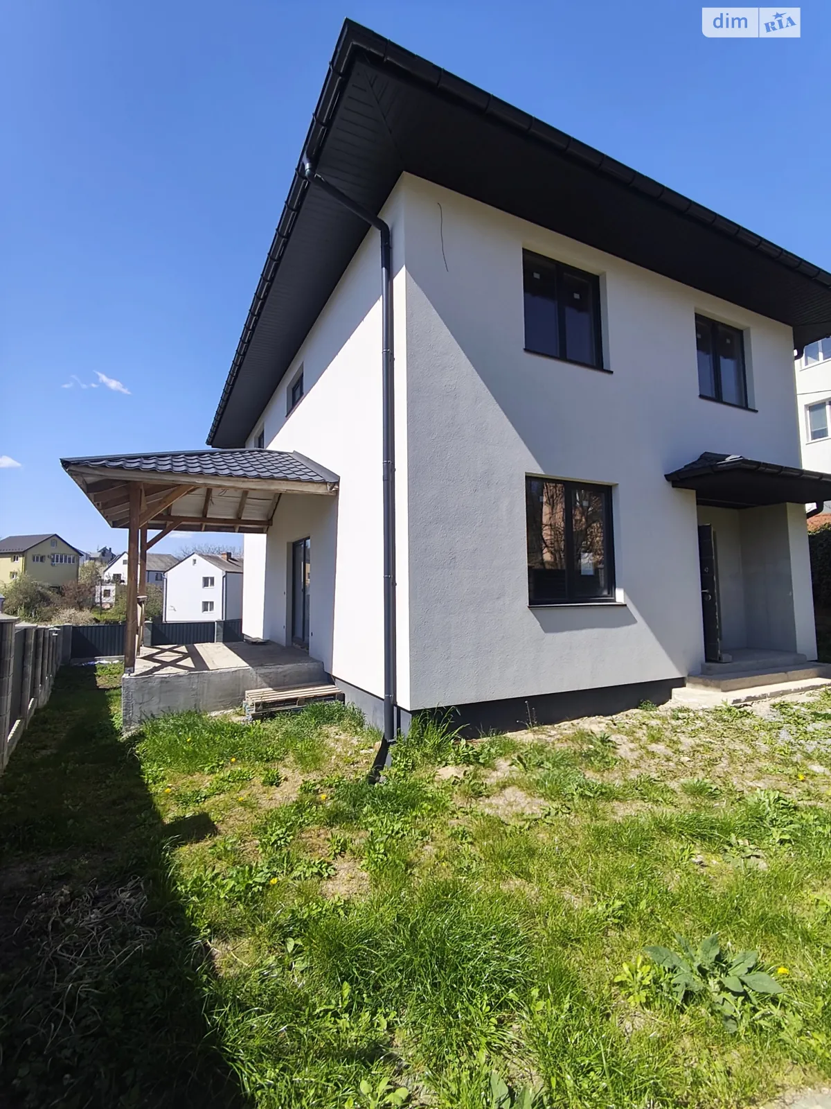 Продается дом на 2 этажа 127 кв. м с верандой, цена: 130000 $ - фото 1