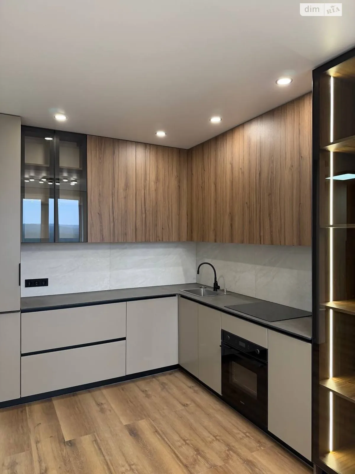 Продается 2-комнатная квартира 58.3 кв. м в Ирпене, ул. Университетская(Карла Маркса), 1Д - фото 1