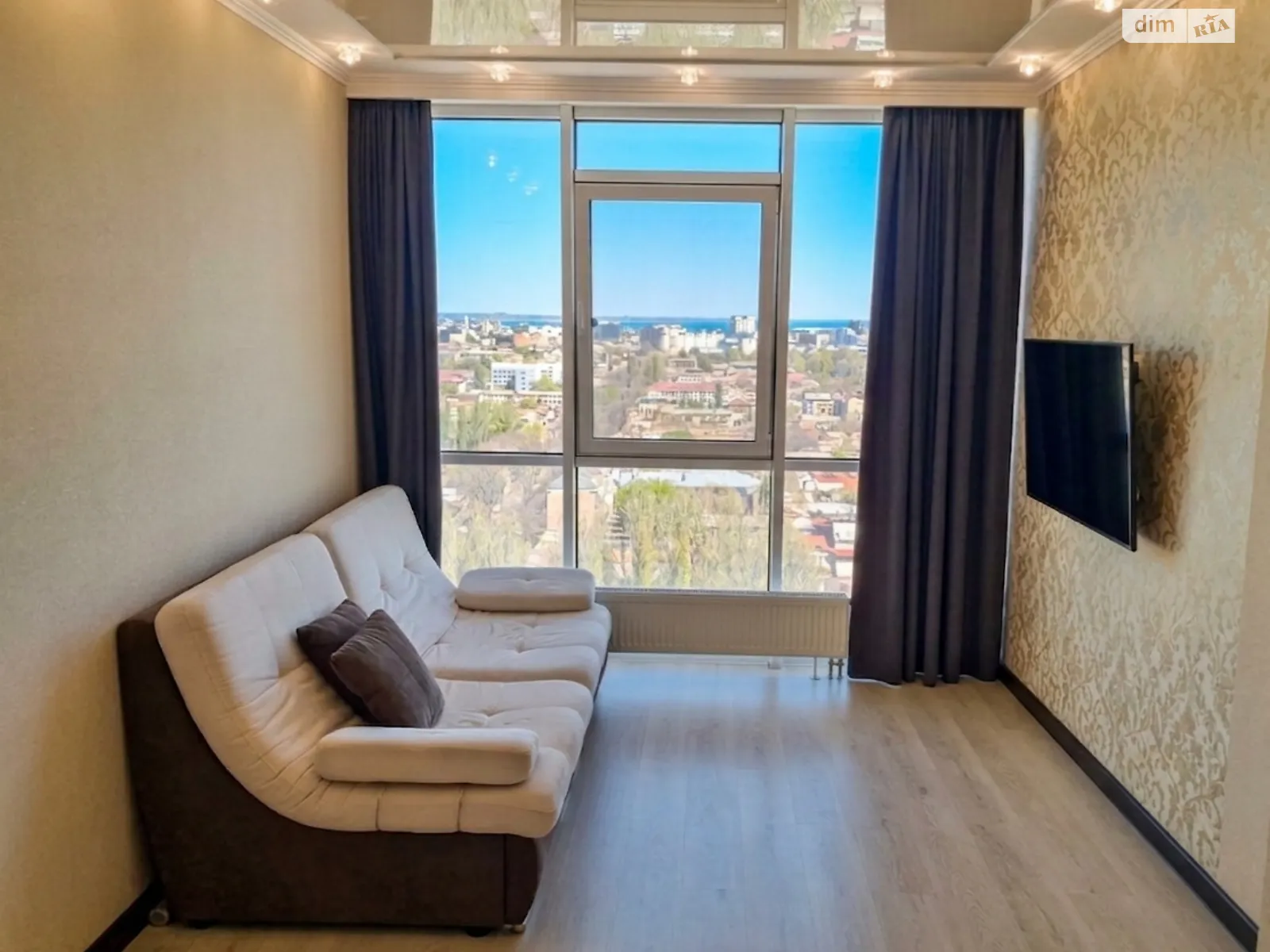 Продается 1-комнатная квартира 32.3 кв. м в Одессе, ул. Болгарская, 87А - фото 1