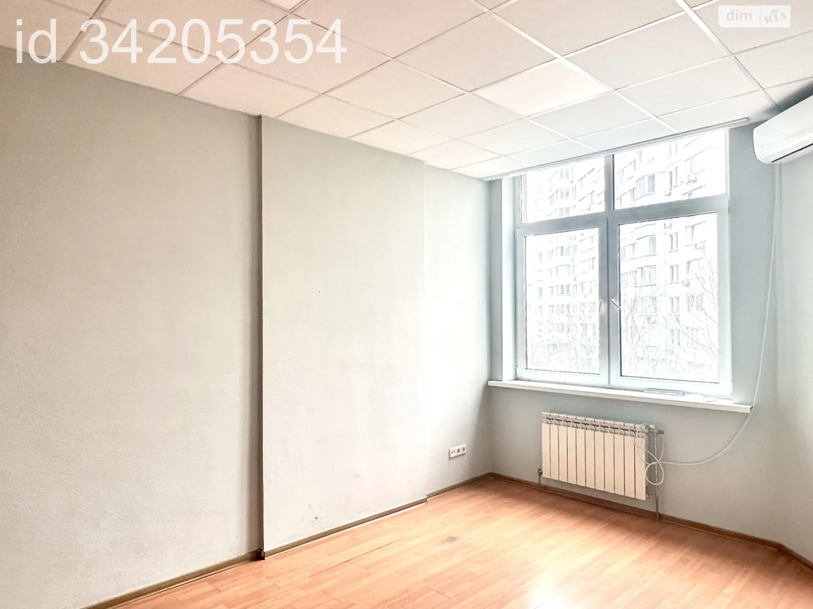 Продается офис 34.9 кв. м в бизнес-центре, цена: 42000 $ - фото 1