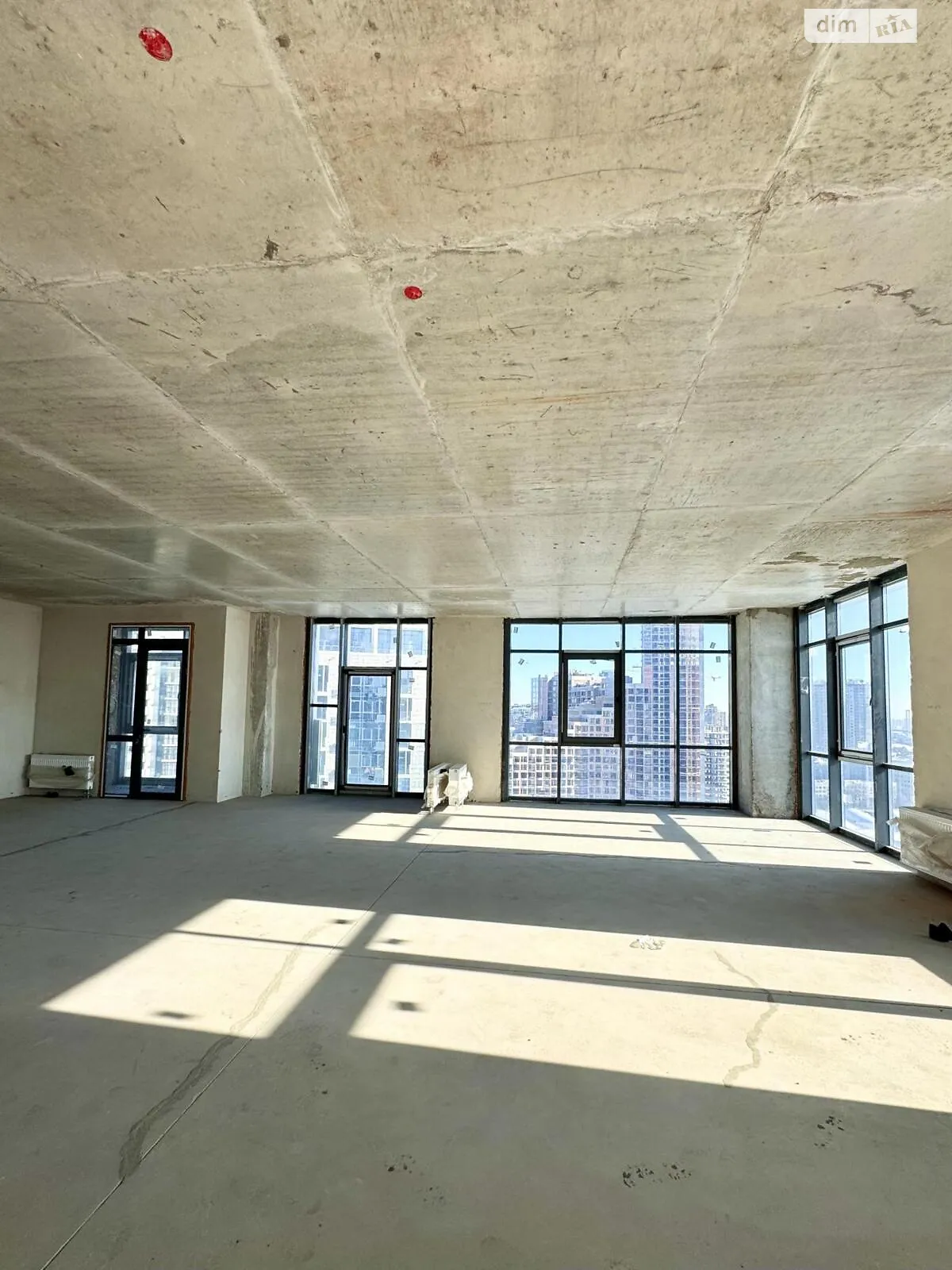 Продається 4-кімнатна квартира 130 кв. м у Києві, цена: 390000 $ - фото 1