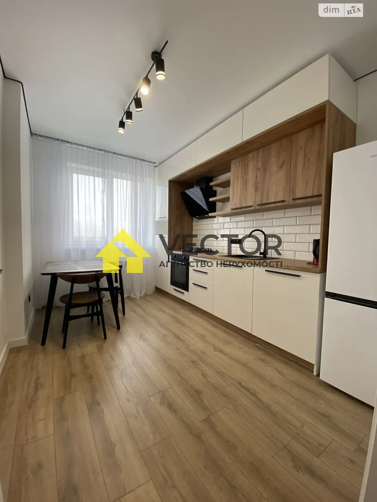 Сдается в аренду 1-комнатная квартира 45 кв. м в, цена: 15000 грн - фото 1