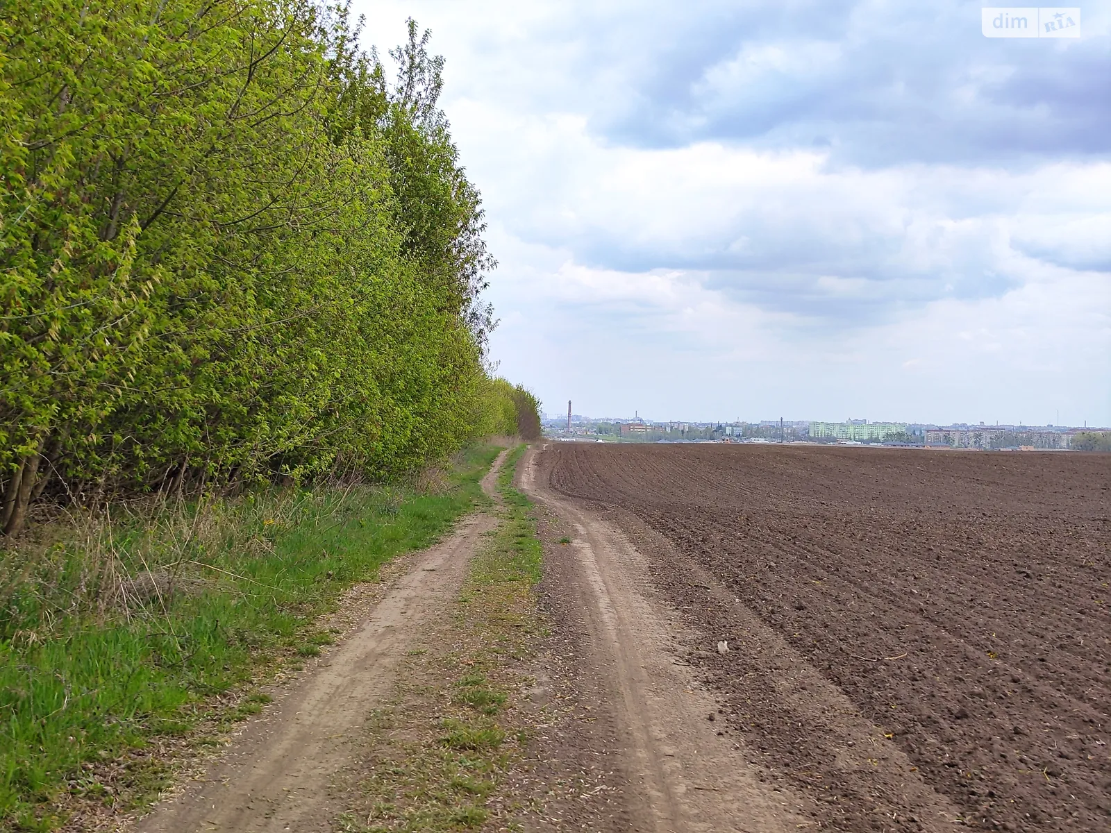 Продается земельный участок 1.9861 соток в Ровенской области, цена: 170000 $ - фото 1