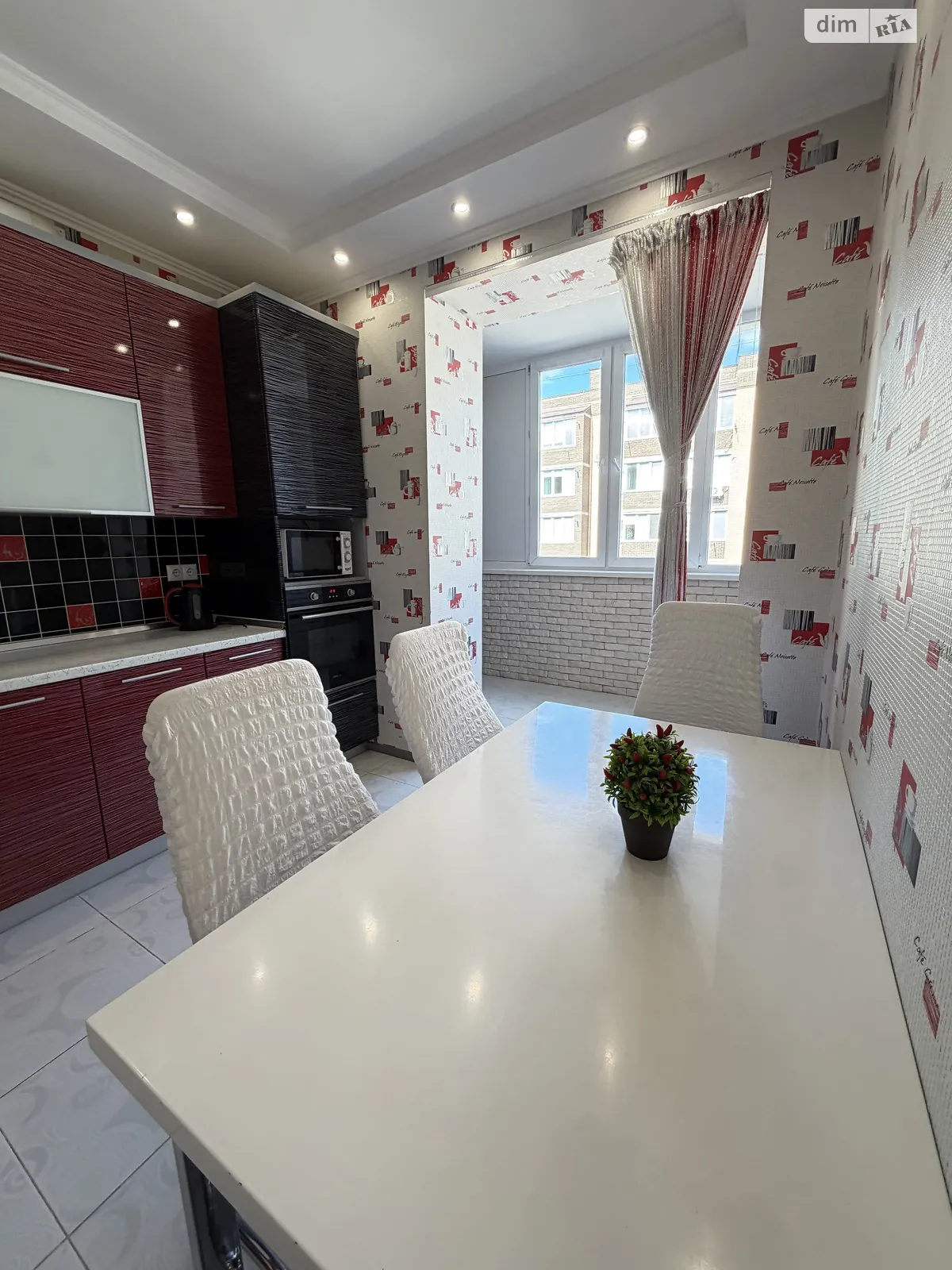 Продается 2-комнатная квартира 75.8 кв. м в Хмельницком, ул. Заречанская - фото 1