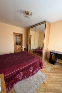 Довгострокова оренда квартири, Київ, р‑н. Старий Київ, ст.м. Майдан Незалежності, Мала Житомирська вулиця, буд. 10