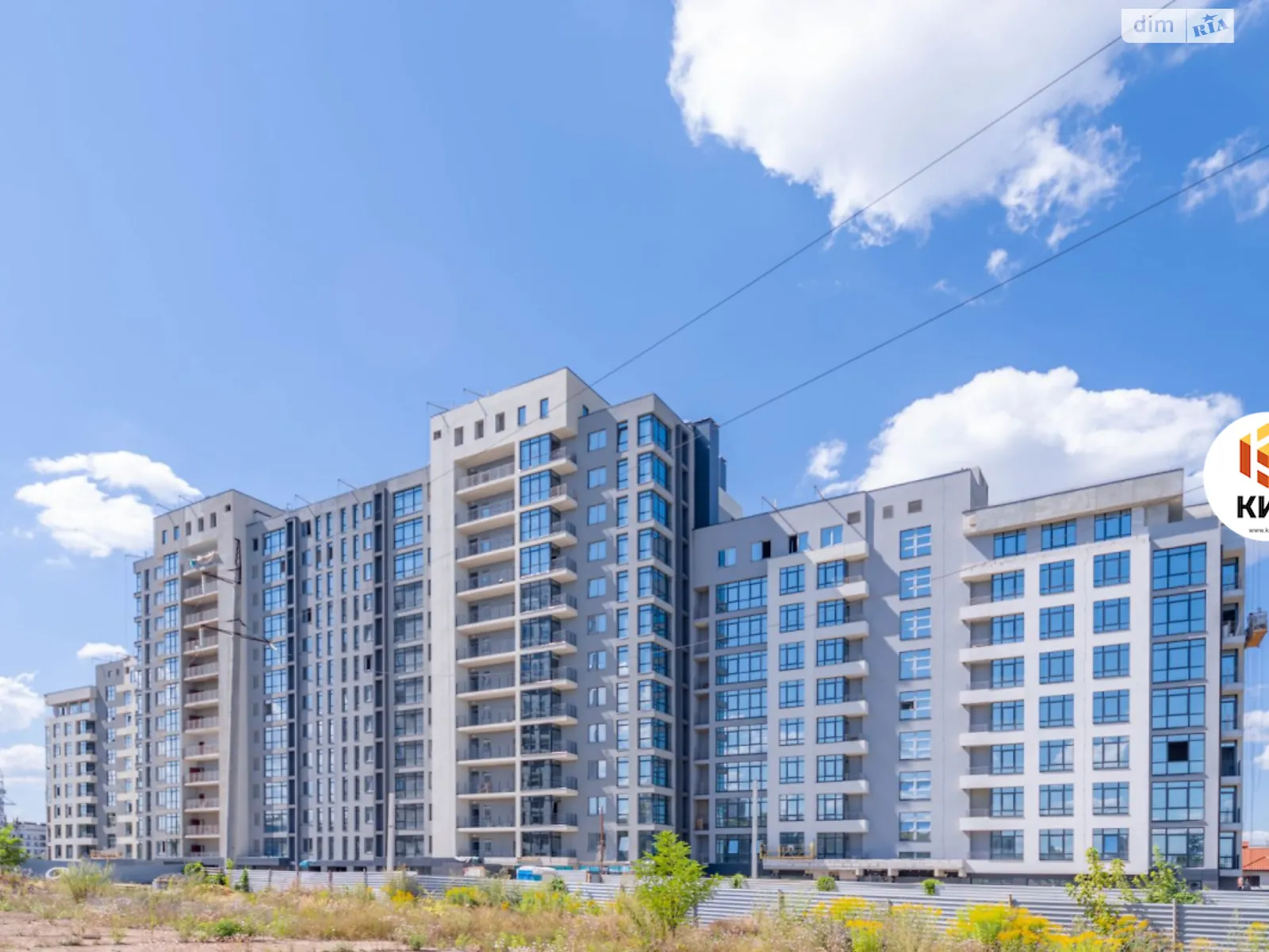 Продается 3-комнатная квартира 111 кв. м в Харькове, ул. Авиационная, 32 - фото 1