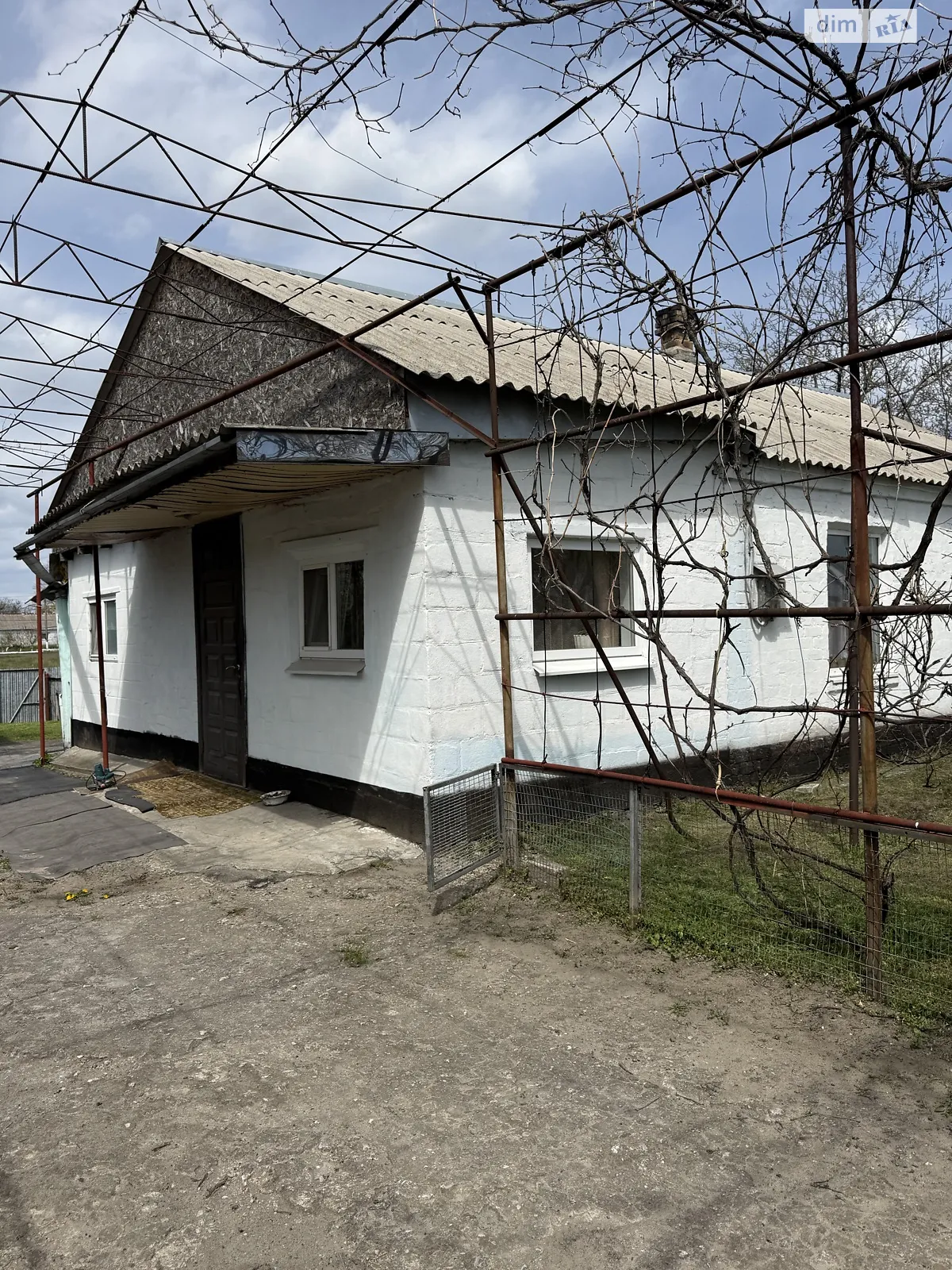 Продается одноэтажный дом 75 кв. м с подвалом, цена: 30000 $ - фото 1
