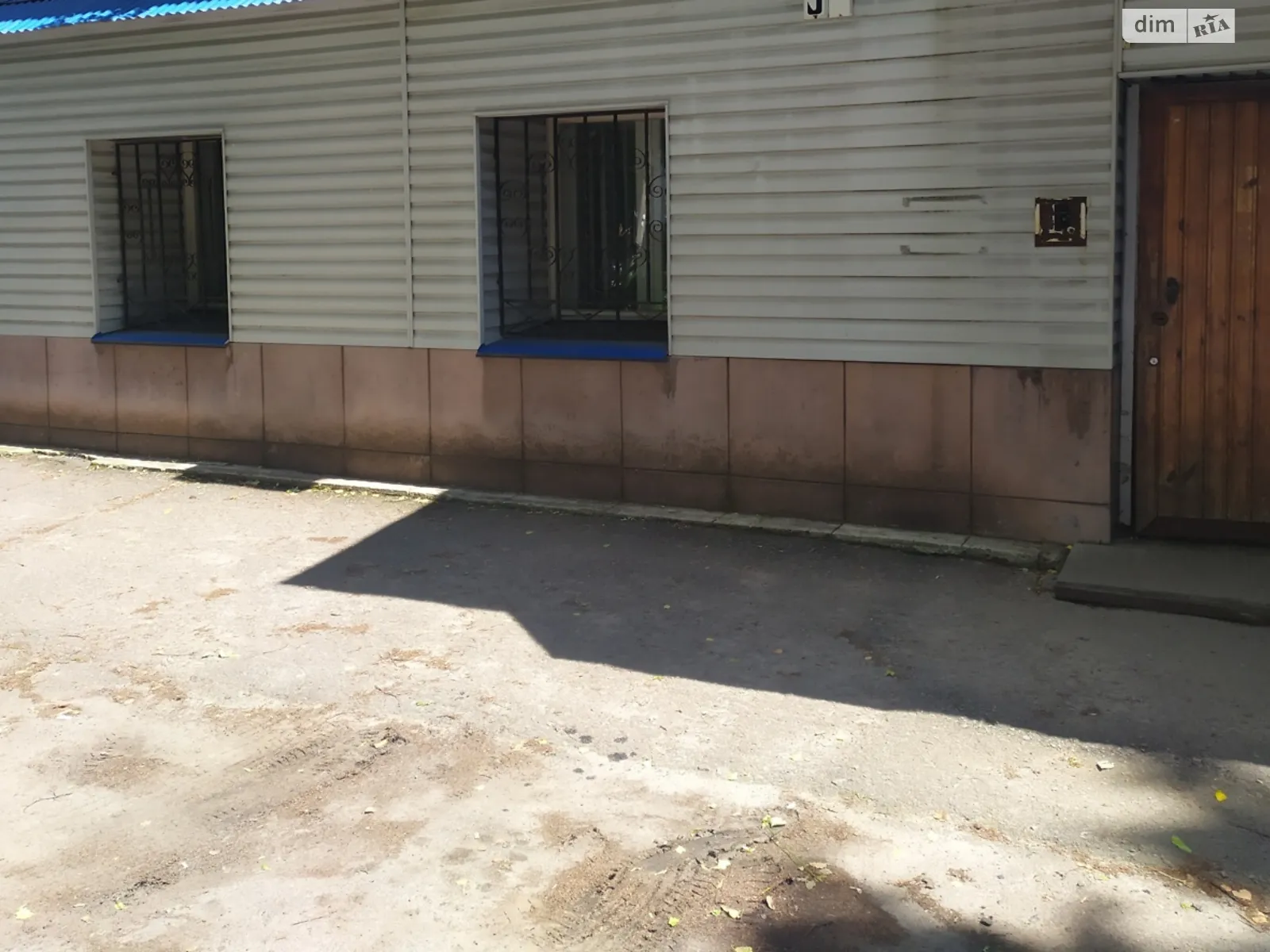 Продается офис 162.2 кв. м в бизнес-центре, цена: 70000 $ - фото 1