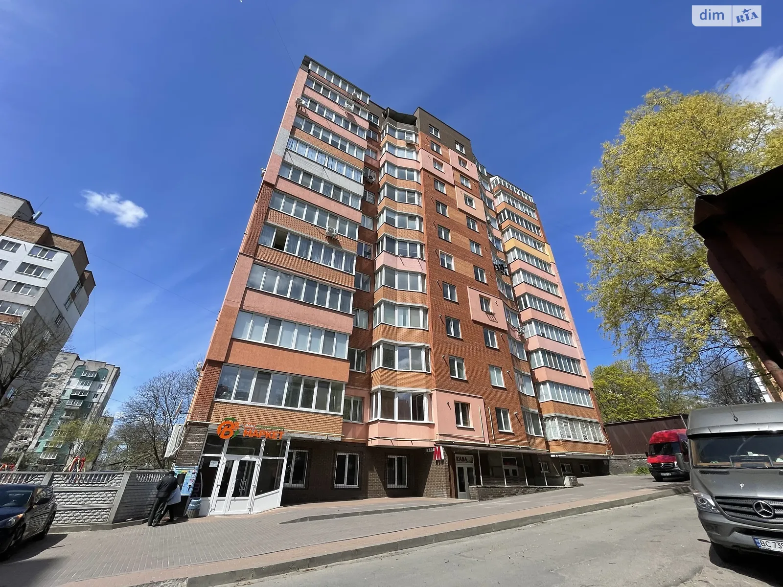 Сдается в аренду помещения свободного назначения 174.4 кв. м в 10-этажном здании, цена: 10000 грн - фото 1