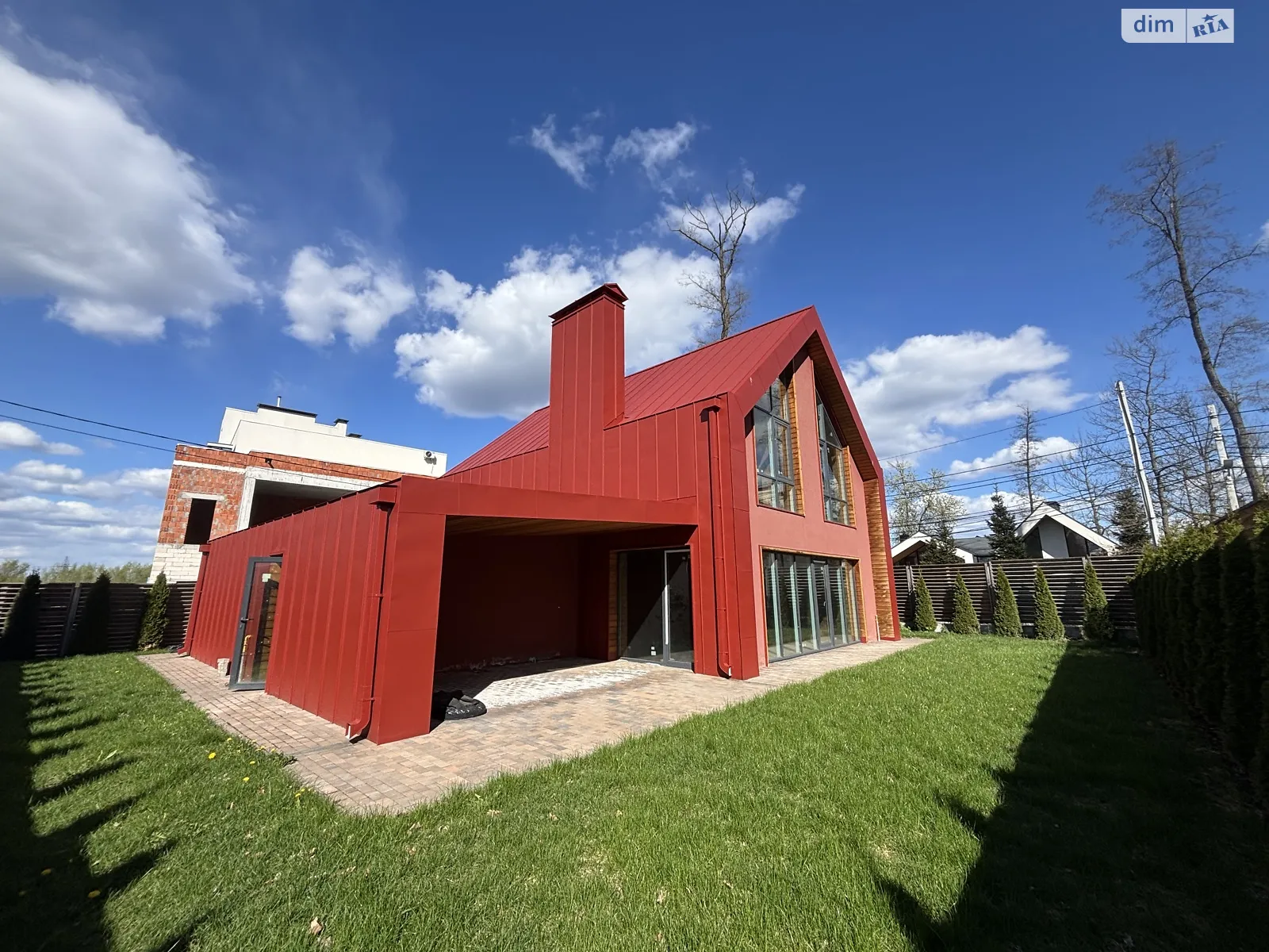 Продается дом на 2 этажа 150 кв. м с беседкой, цена: 150000 $ - фото 1