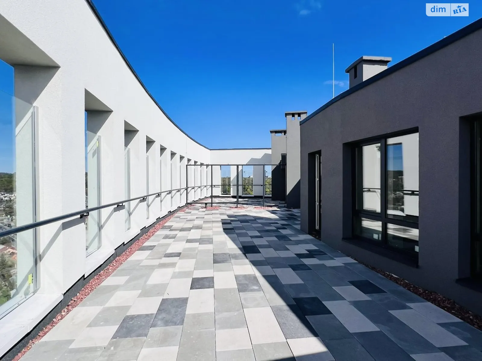 Продается 2-комнатная квартира 126.4 кв. м в Львове, ул. Замарстиновская, 170В - фото 1