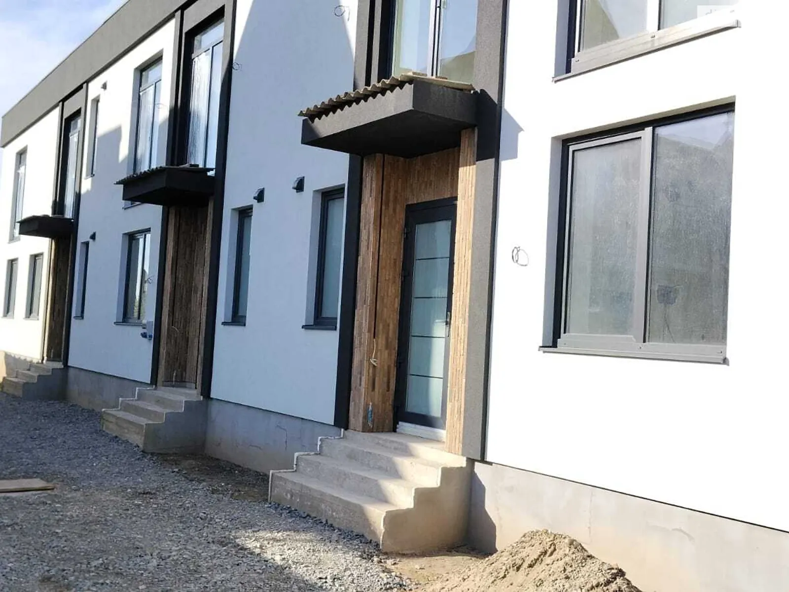 ул. Украинская Чагор (Черновцы), цена: 140000 $ - фото 1