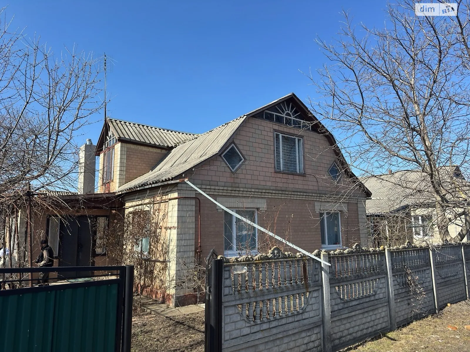 Продается дом на 2 этажа 89.7 кв. м с бассейном, ул. Героев Чернобыля(Баумана) - фото 1