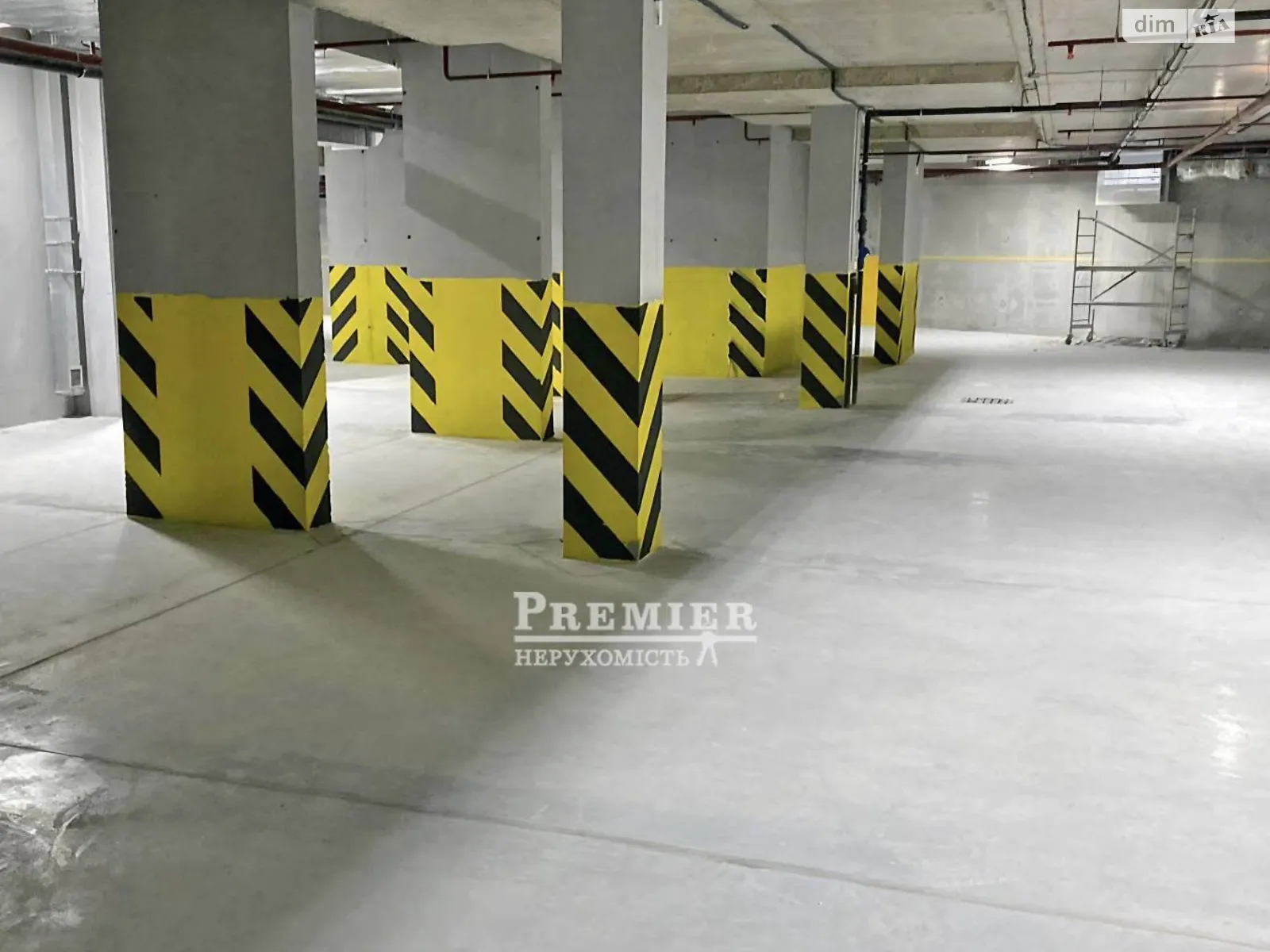 Продается подземный паркинг под легковое авто на 16.6 кв. м, цена: 17000 $ - фото 1