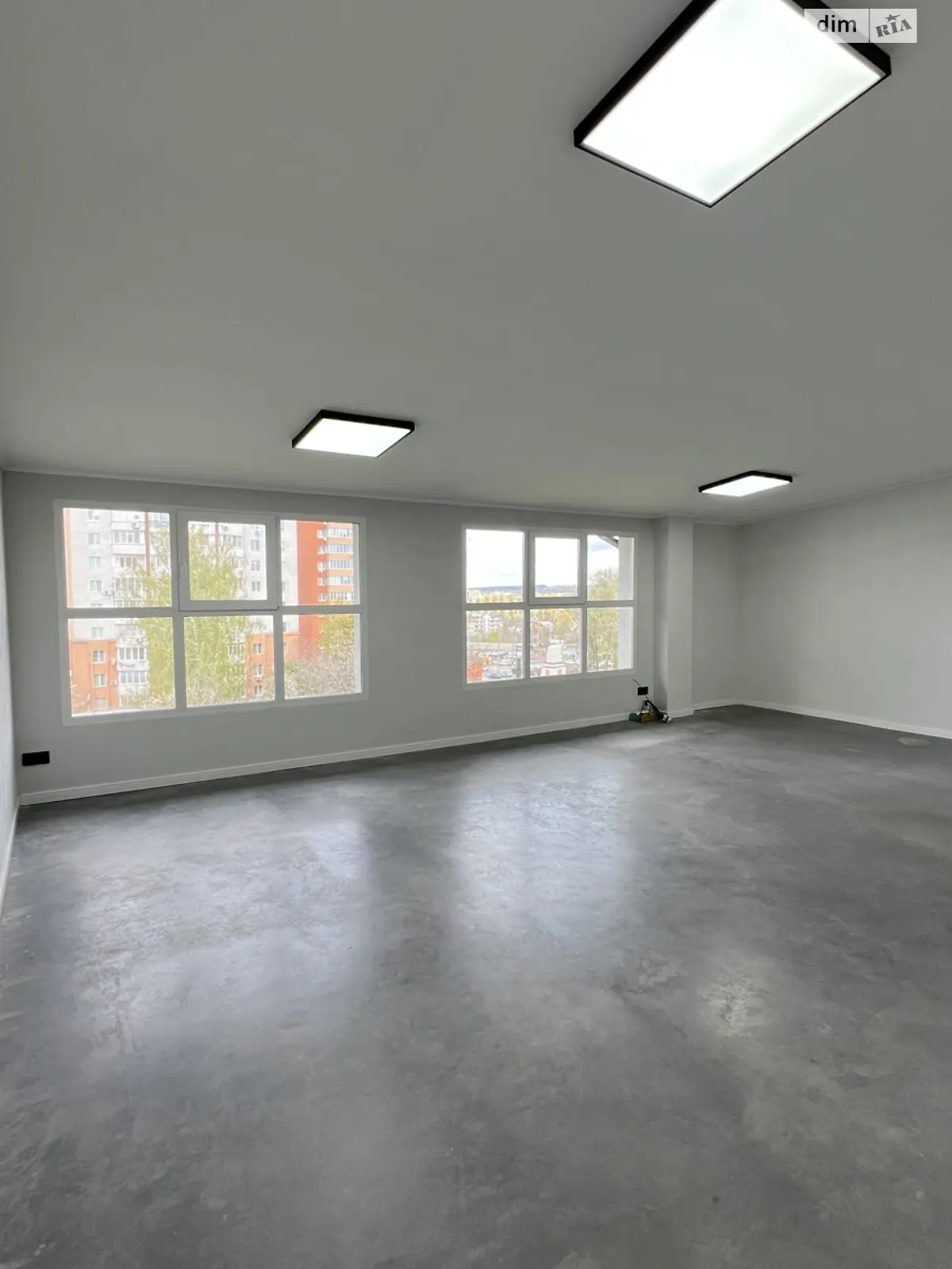 Сдается в аренду помещения свободного назначения 46 кв. м в 4-этажном здании, цена: 13800 грн - фото 1