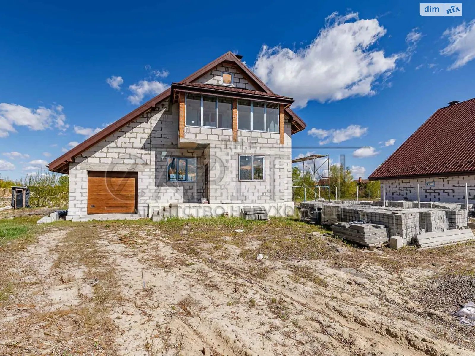 Продается дом на 2 этажа 169.1 кв. м с подвалом, цена: 136500 $ - фото 1