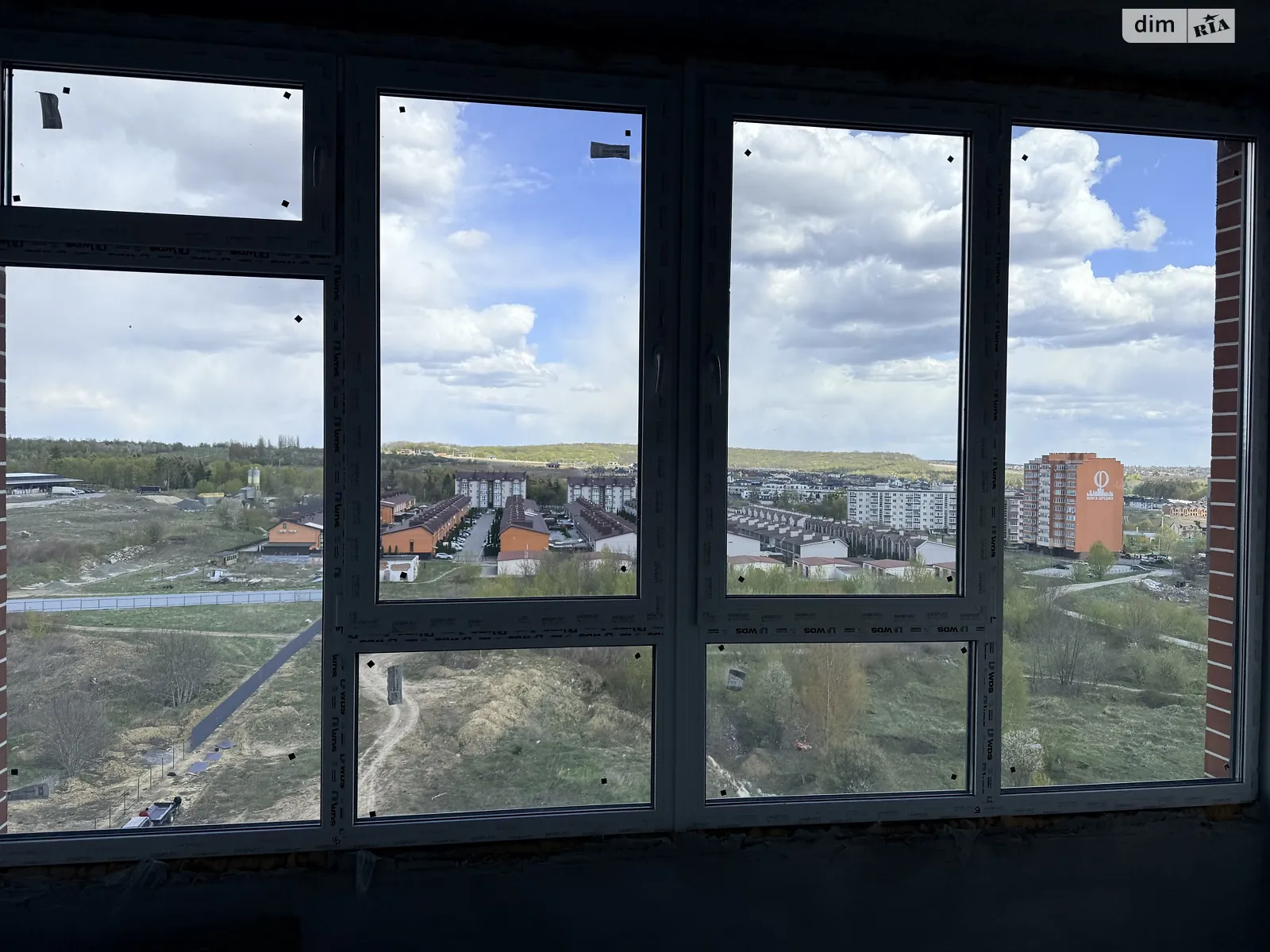 Продается 2-комнатная квартира 71 кв. м в Хмельницком, ул. Сечевых Стрельцов, 8Б - фото 1
