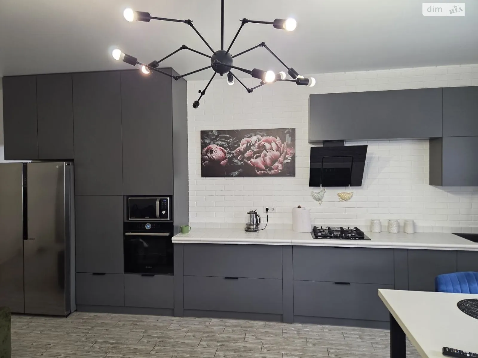 Продается дом на 2 этажа 261.7 кв. м с подвалом, цена: 245000 $ - фото 1