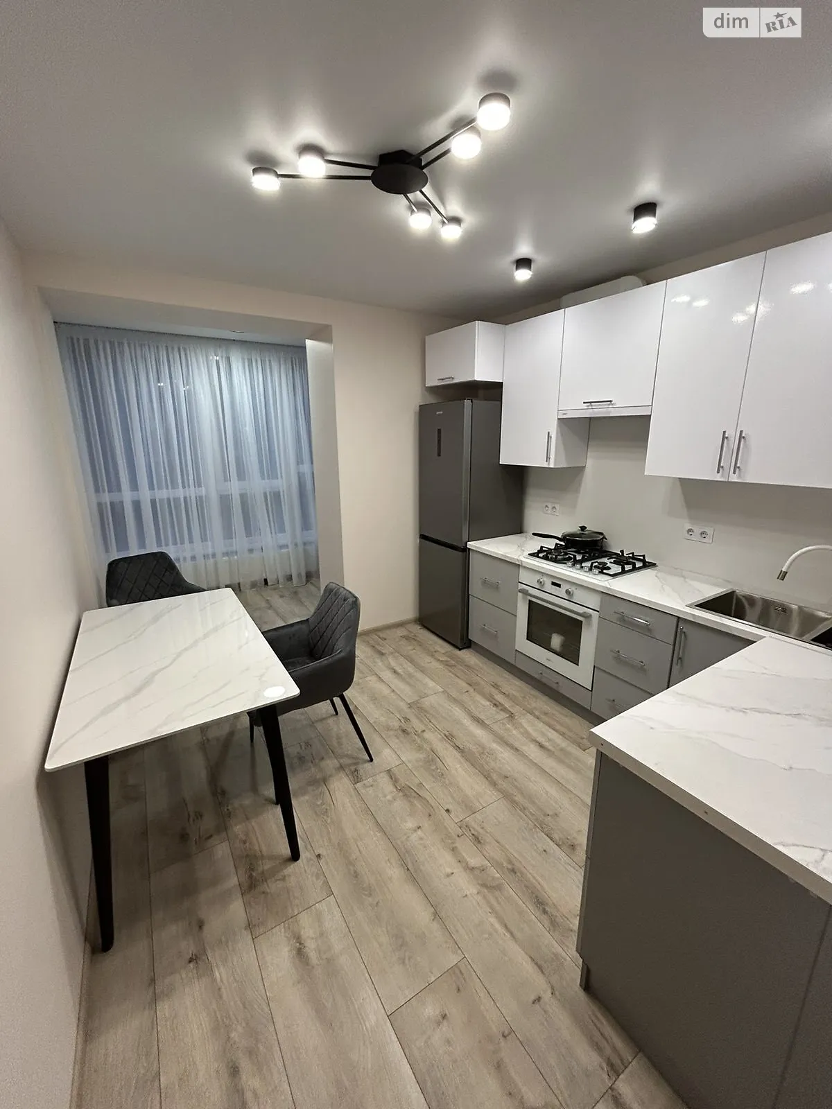 Сдается в аренду 1-комнатная квартира 42 кв. м в Хмельницком, ул. Проскуровского Подполья, 165Ж - фото 1