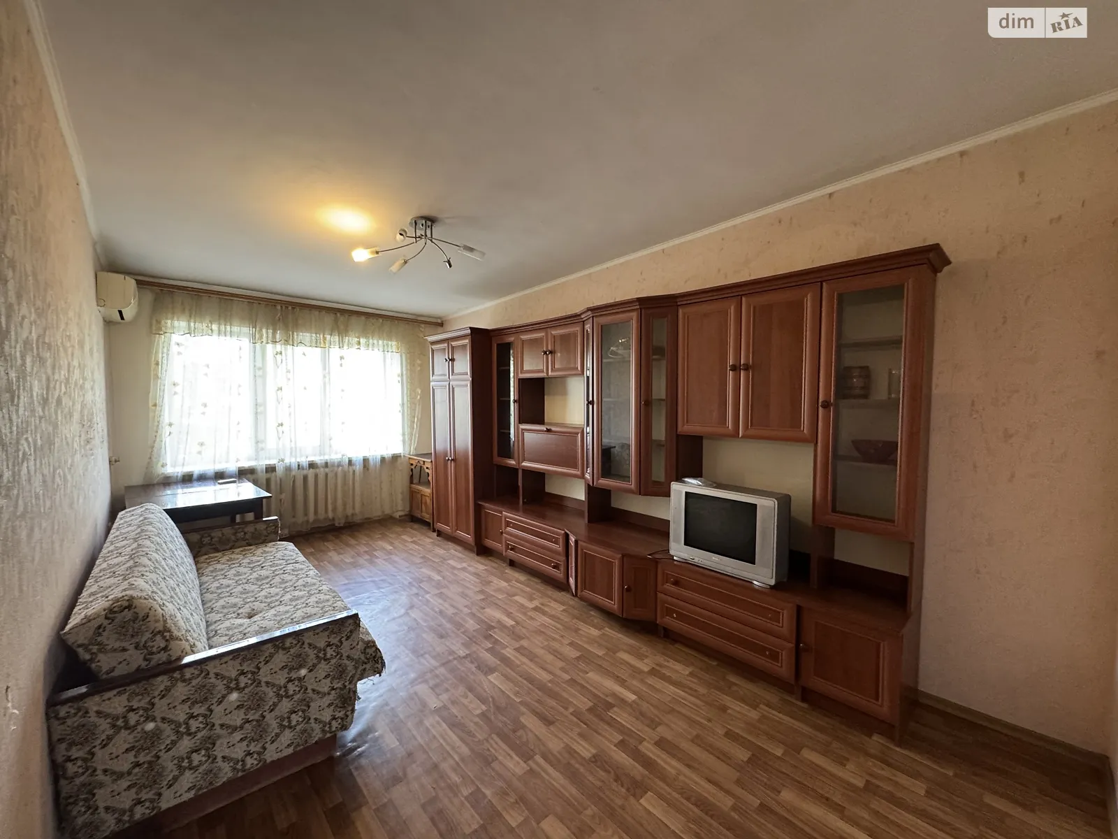 Продается 3-комнатная квартира 59.6 кв. м в Николаеве, ул. Космонавтов, 106 - фото 1