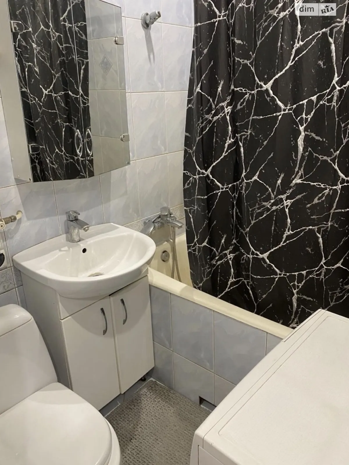 1-комнатная квартира 40 кв. м в Луцке, цена: 14000 грн - фото 1