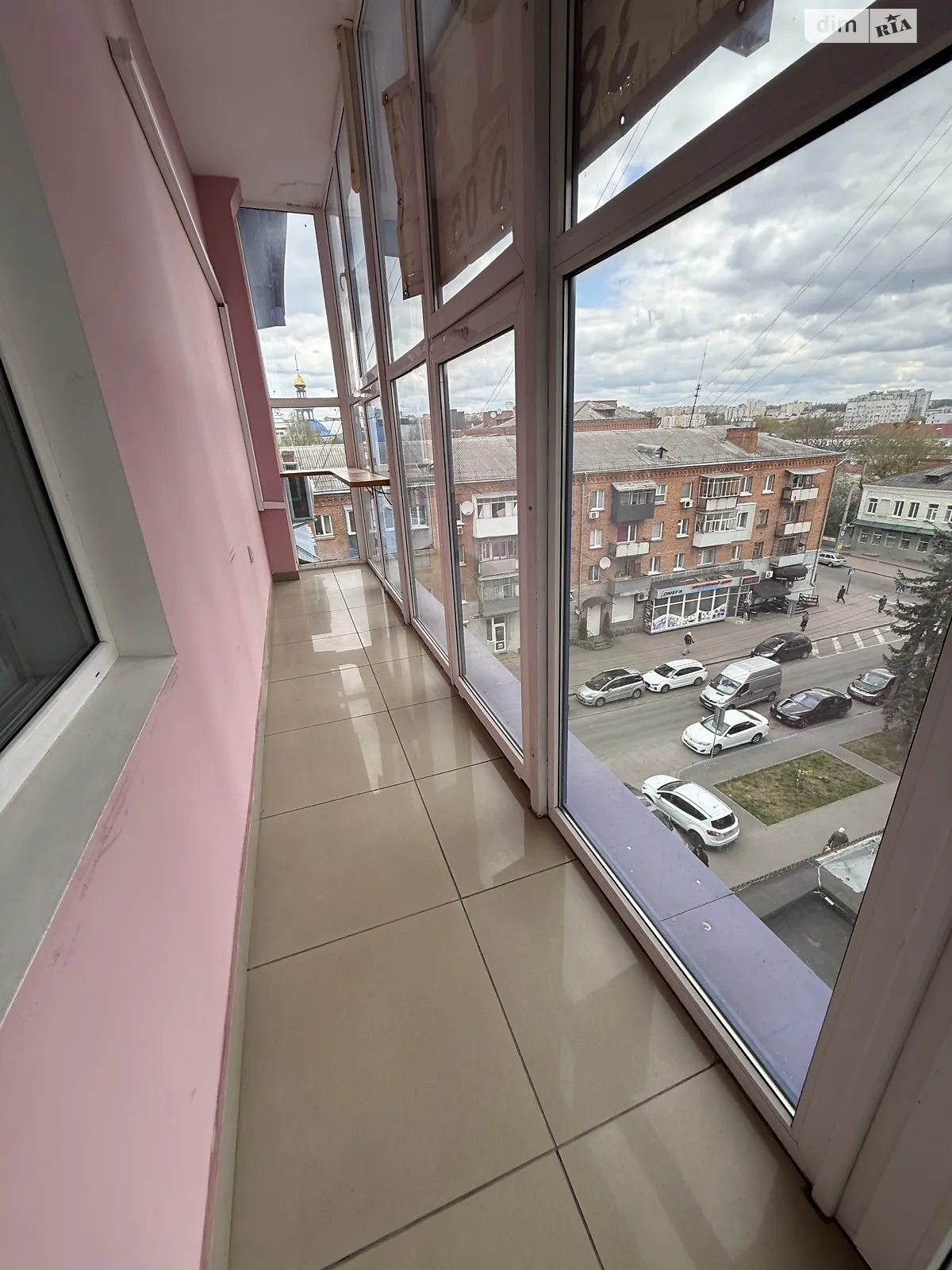 Сдается в аренду офис 70 кв. м в бизнес-центре, цена: 19600 грн - фото 1