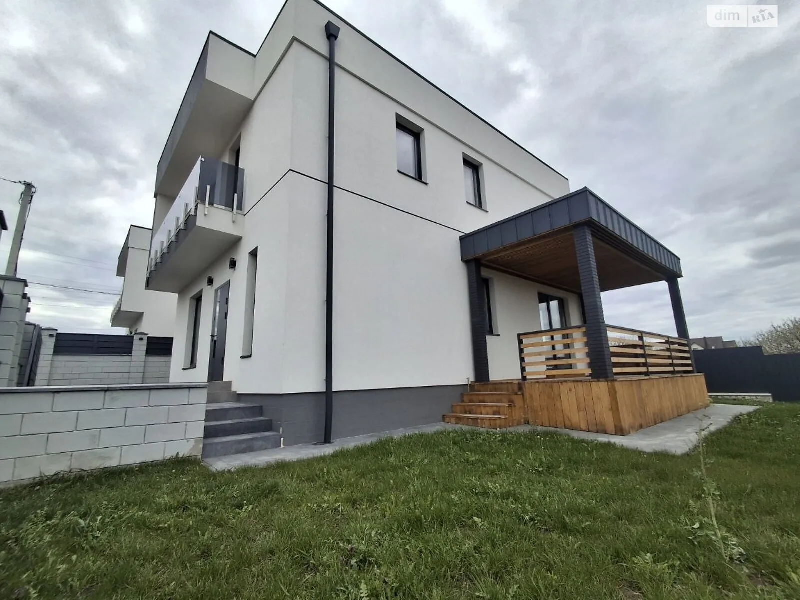 Продається будинок 2 поверховий 135 кв. м з ділянкою, цена: 128000 $ - фото 1