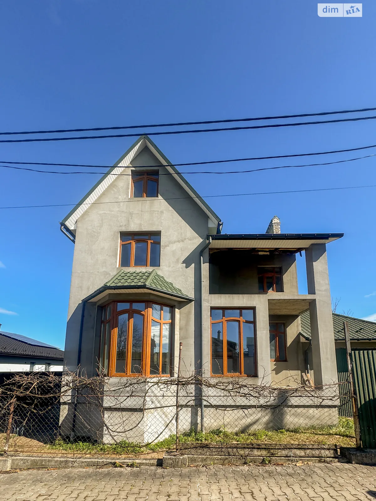 Продается дом на 2 этажа 275.7 кв. м с садом, цена: 250000 $ - фото 1