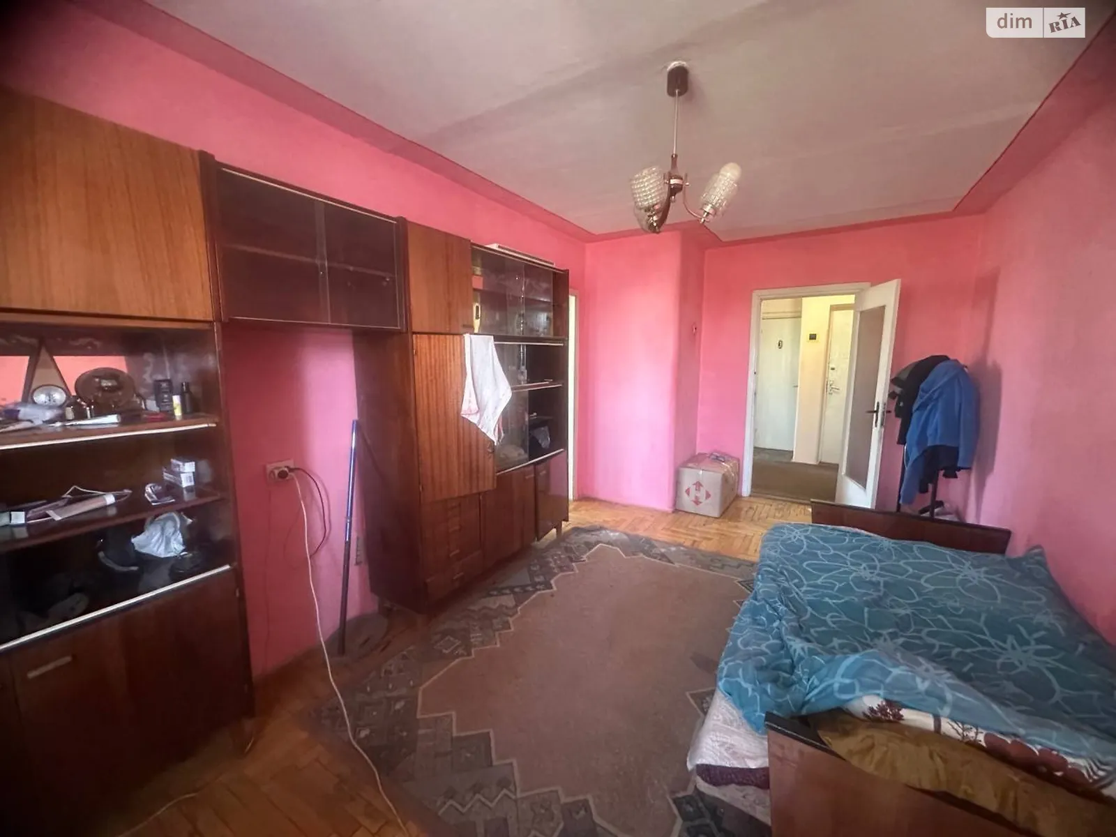 Продается 3-комнатная квартира 50 кв. м в Ужгороде, ул. Заньковецкой, 19 - фото 1