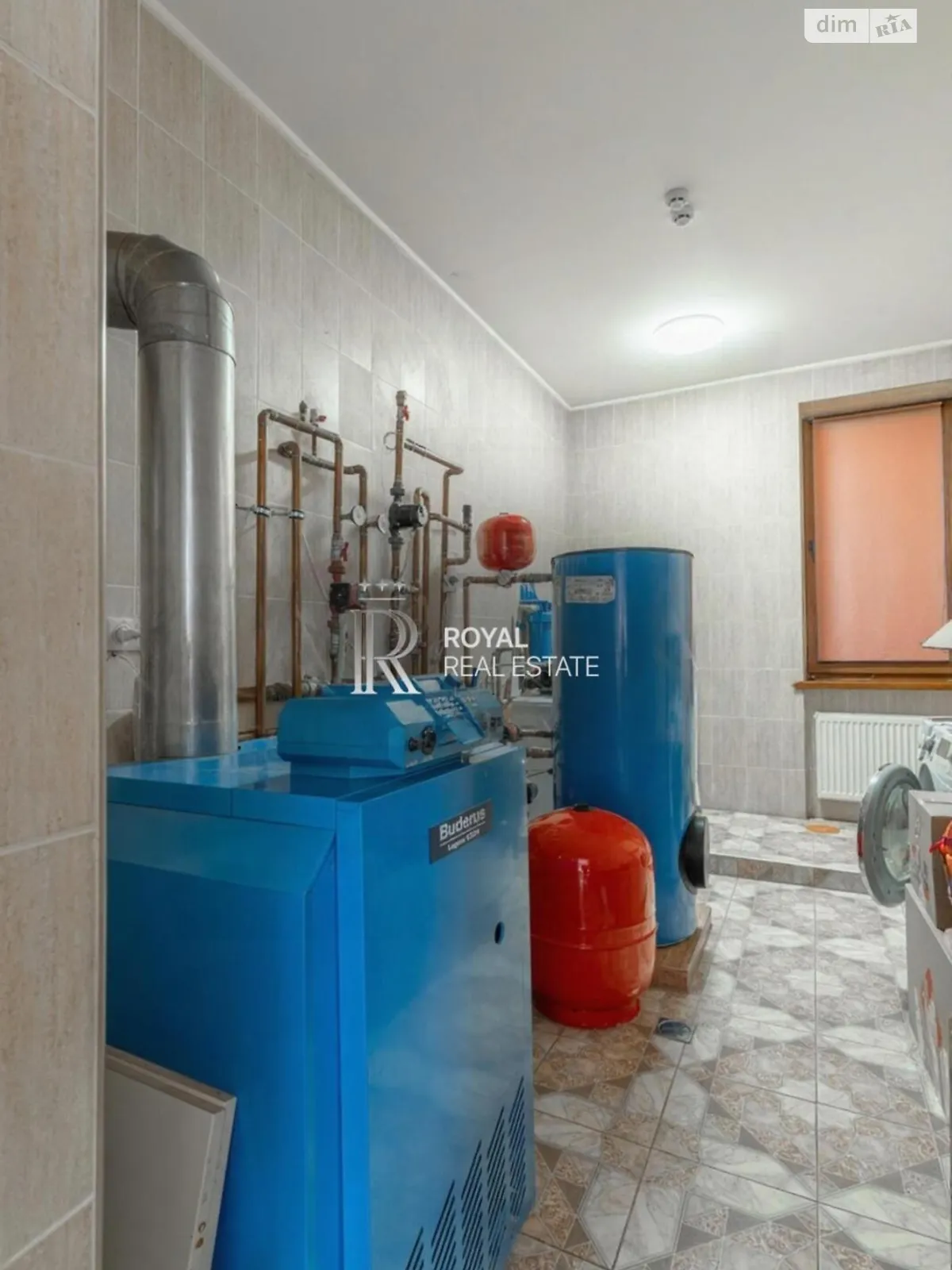 Сдается в аренду дом на 2 этажа 222.3 кв. м с мебелью, цена: 3500 $ - фото 1
