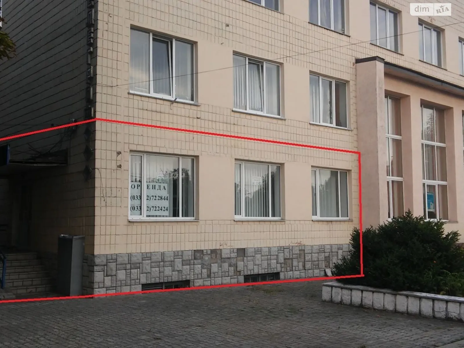Сдается в аренду помещения свободного назначения 100.2 кв. м в 3-этажном здании, цена: 6193 грн - фото 1