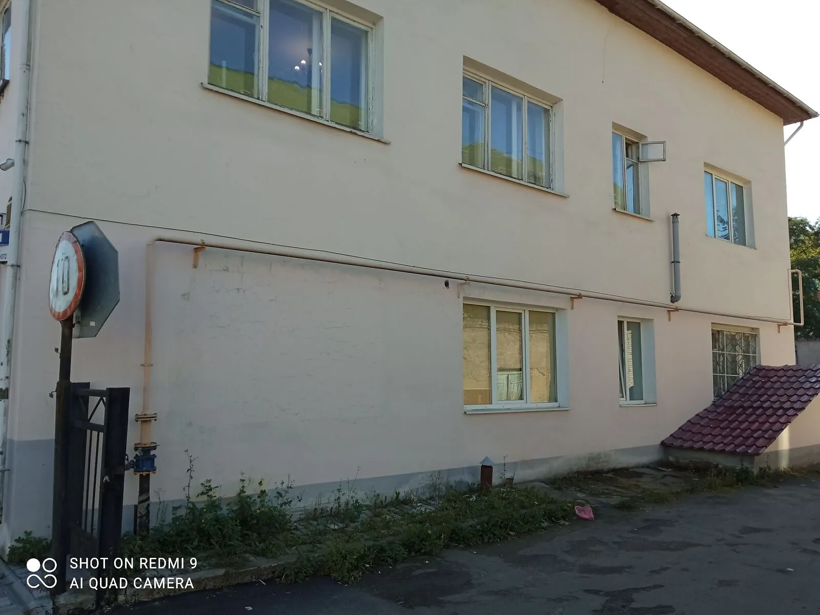 Сдается в аренду офис 30.8 кв. м в бизнес-центре, цена: 2021 грн - фото 1