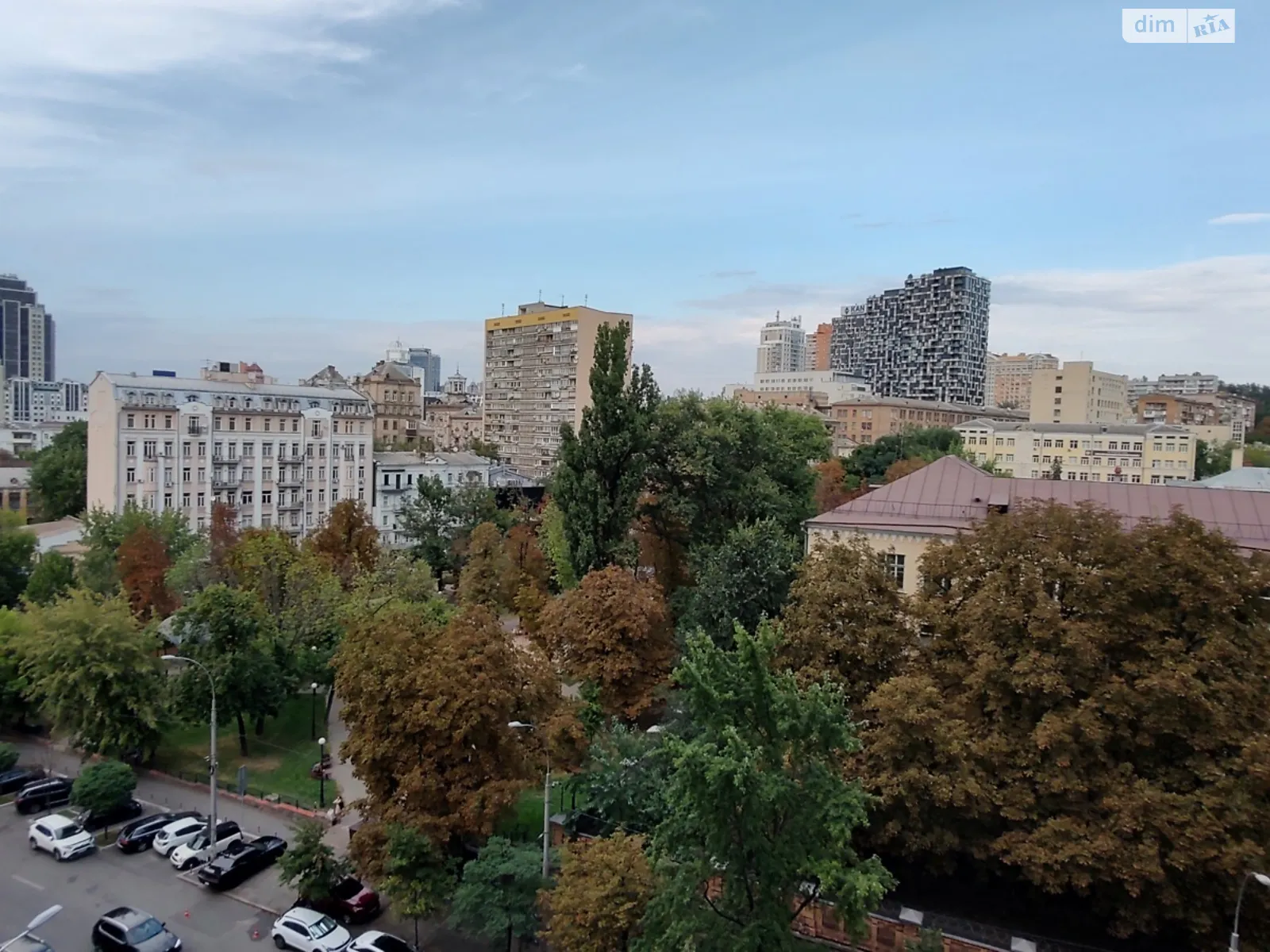 Продается офис 139.7 кв. м в бизнес-центре, цена: 237490 $ - фото 1