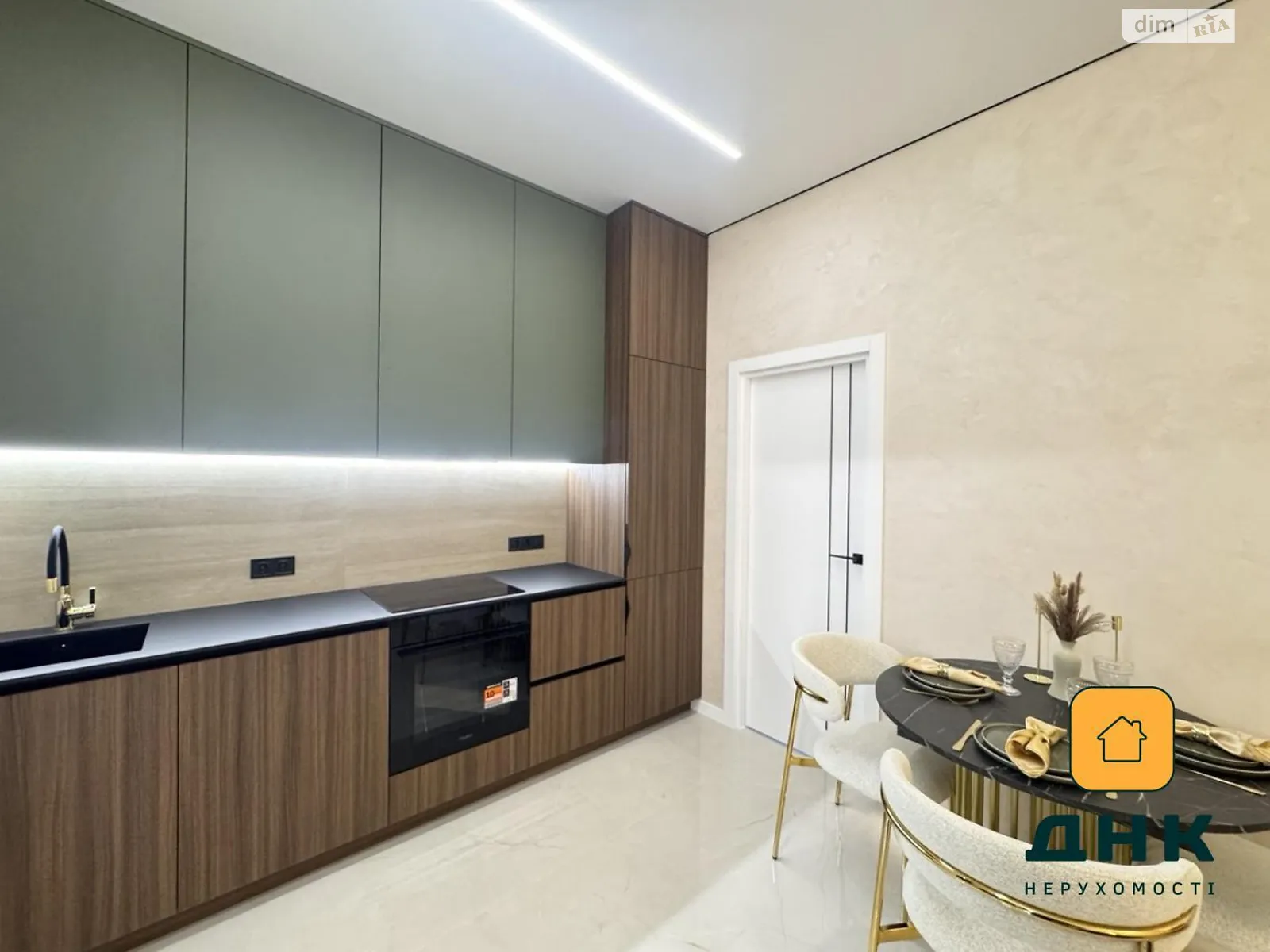 Продається 2-кімнатна квартира 48 кв. м у Одесі, вул. Чубаївська, 1 - фото 1